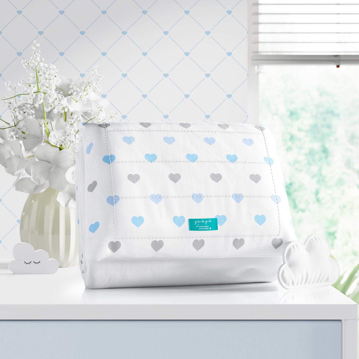 Trocador de Fraldas Portátil com Bolsos Corações 85x40cm