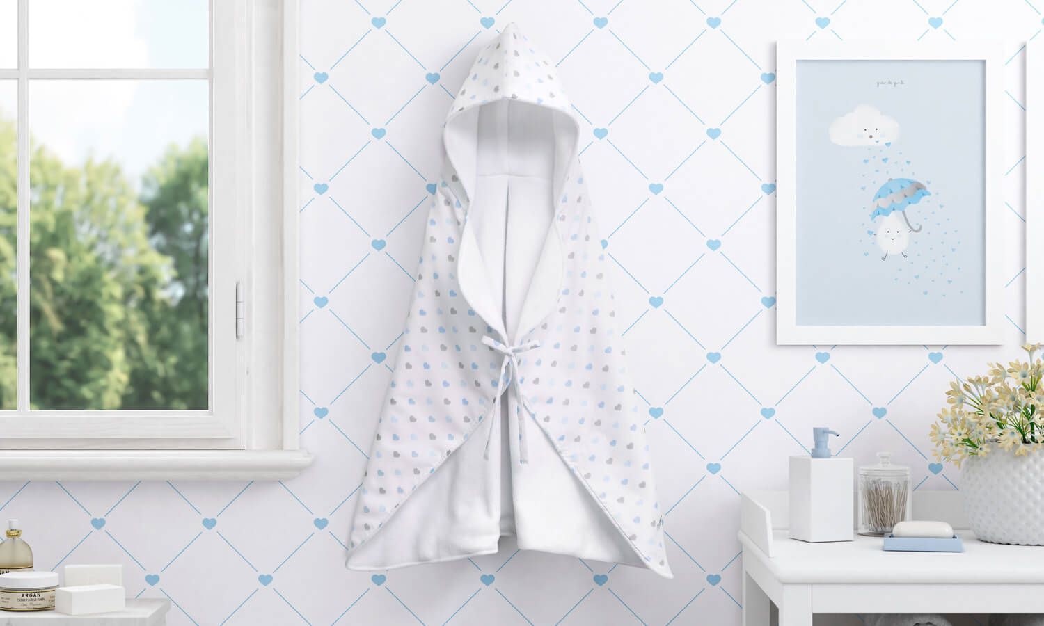 Manta com Capuz Corações 90cm