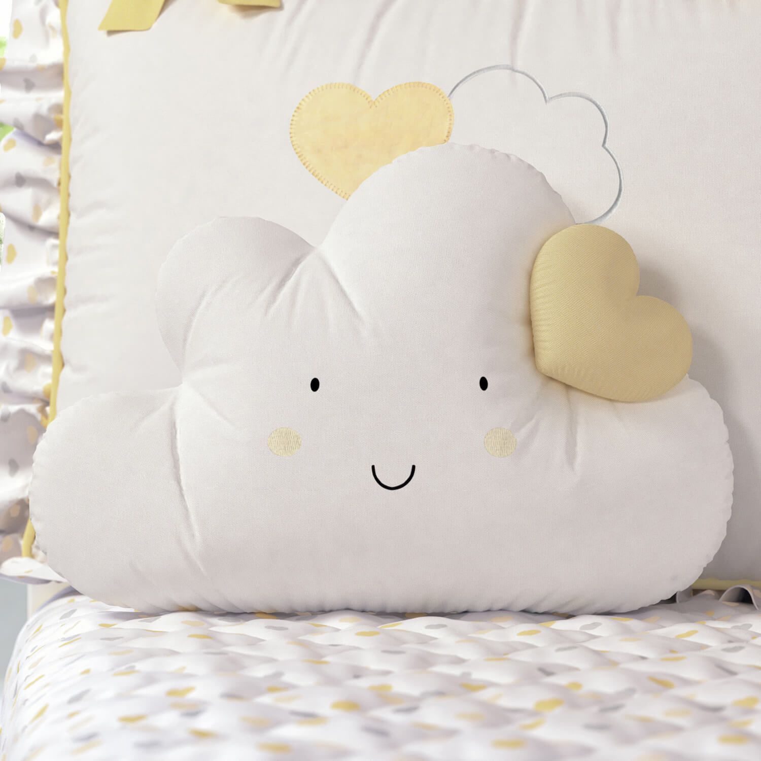 Almofada Nuvem Coração 42cm