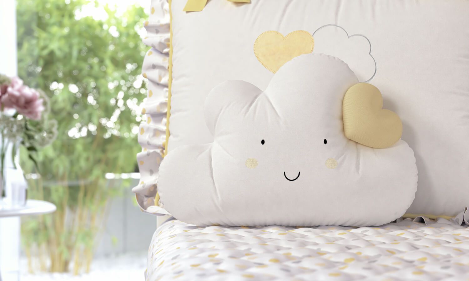 Almofada Nuvem Coração 42cm