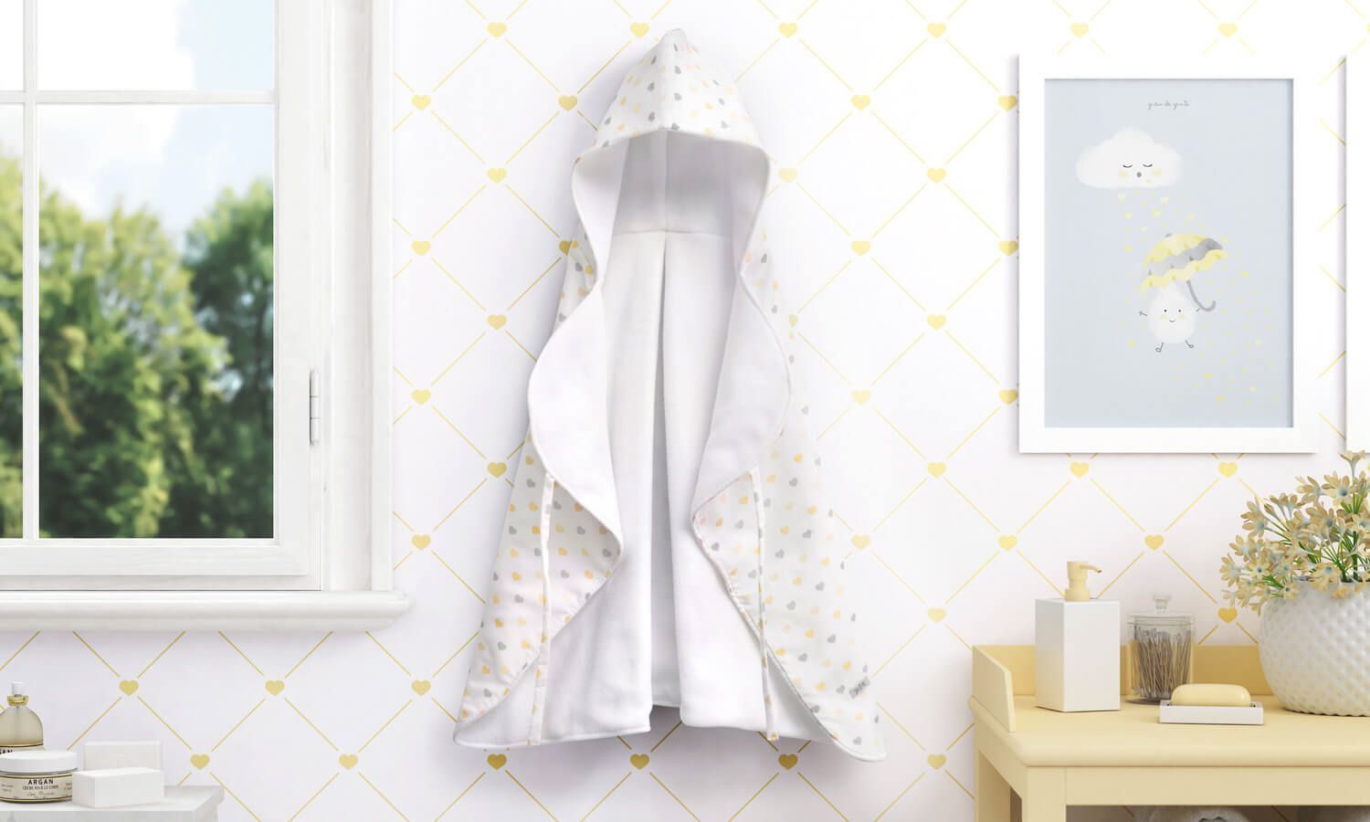 Manta com Capuz Corações 90cm