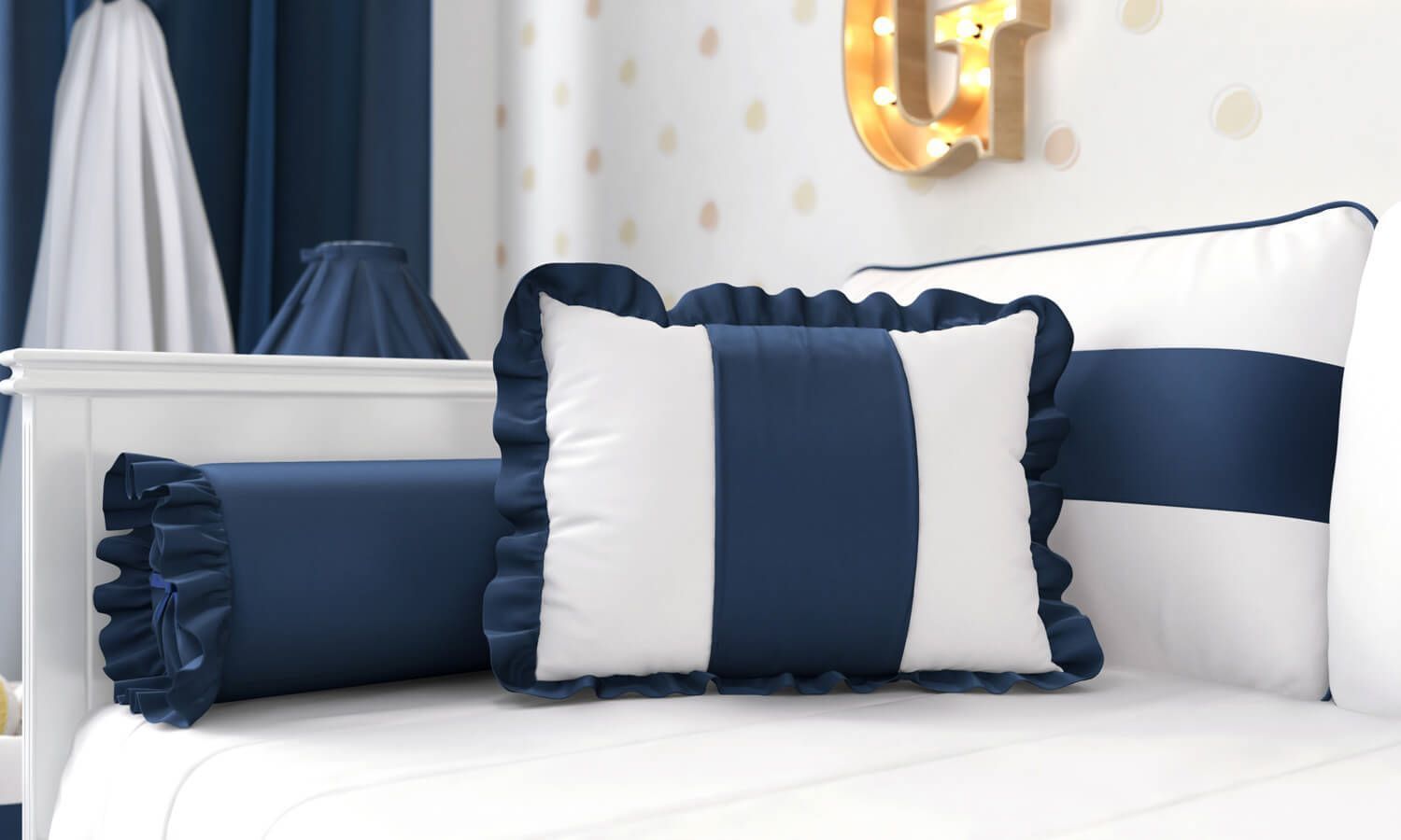 Almofada com Babado Azul 43cm