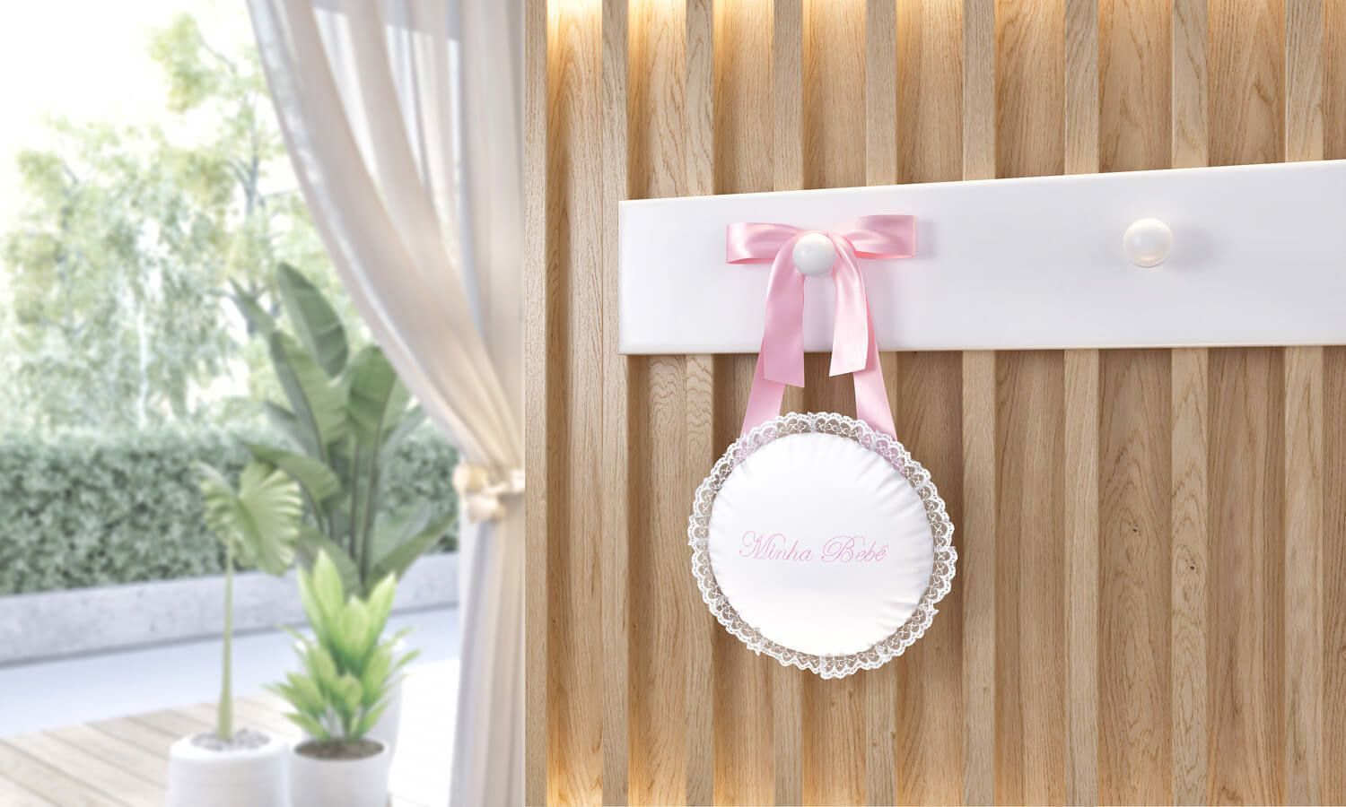 Medalhão Maternidade Branco Clássico