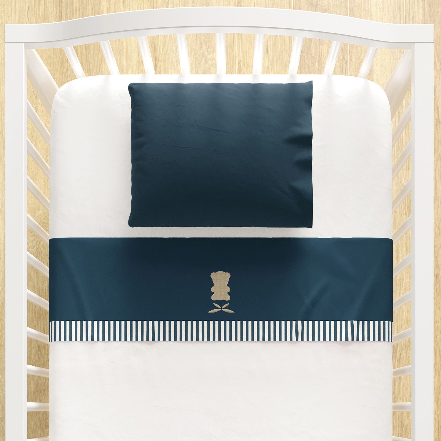 Jogo de Lençol Berço Bordado Urso Azul Marinho 3 peças