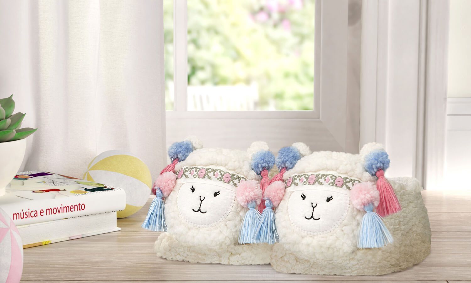 Pantufa Bebê Amiguinha Lhama de Pelúcia