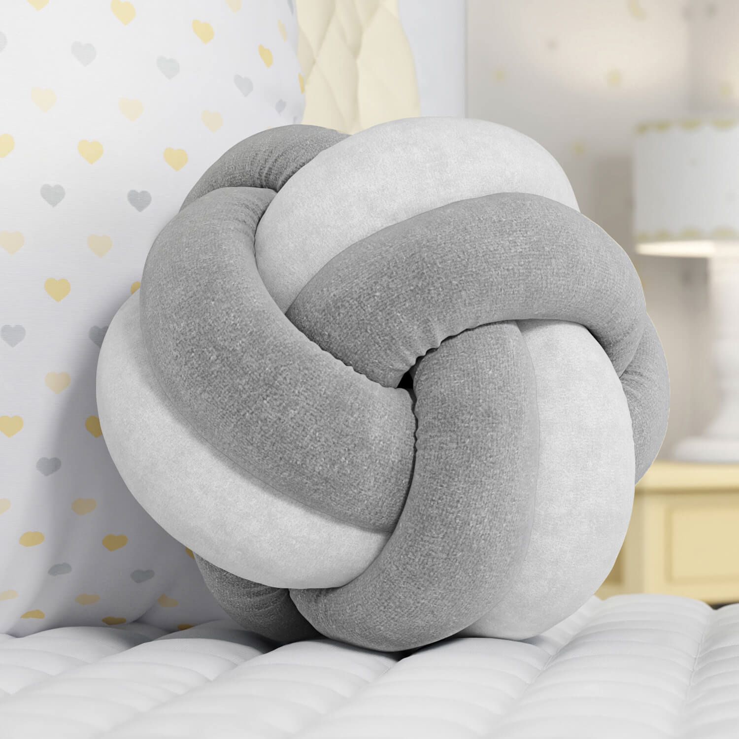 Almofada Nó Balú Branca/Azul Marinho 25cm