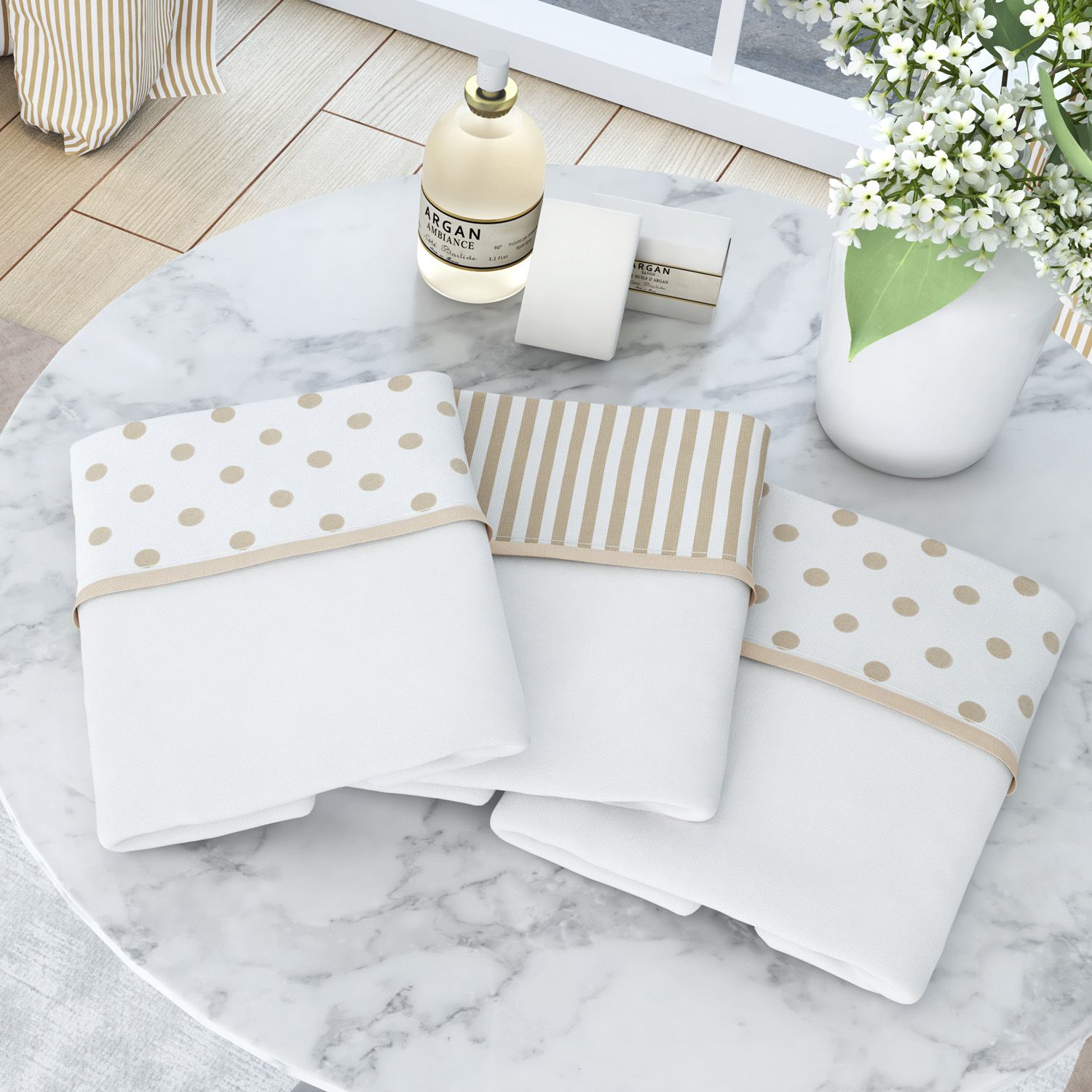 Jogo de Fronhas Branco com Barra Amarelo