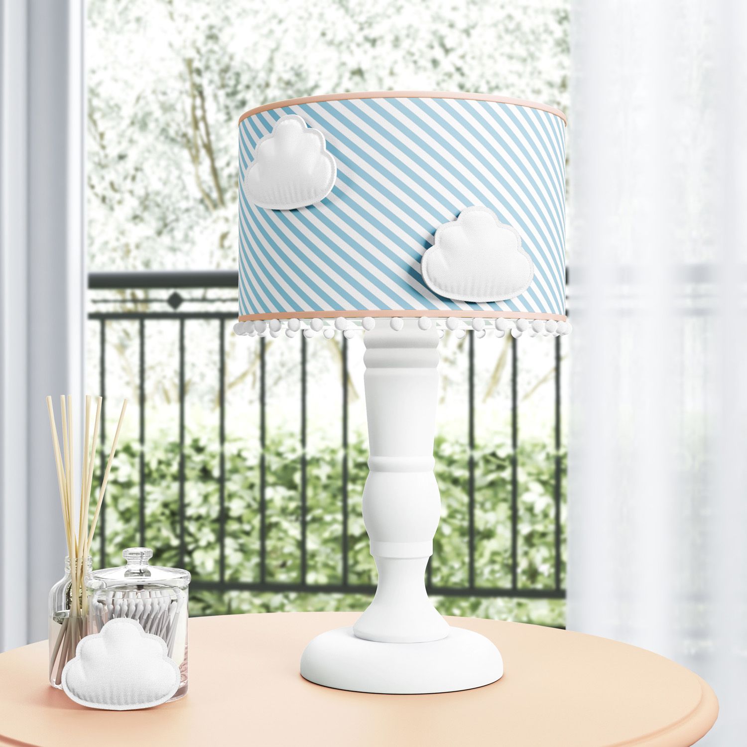 Abajur Madeira Nuvem Pompom Azul e Salmão