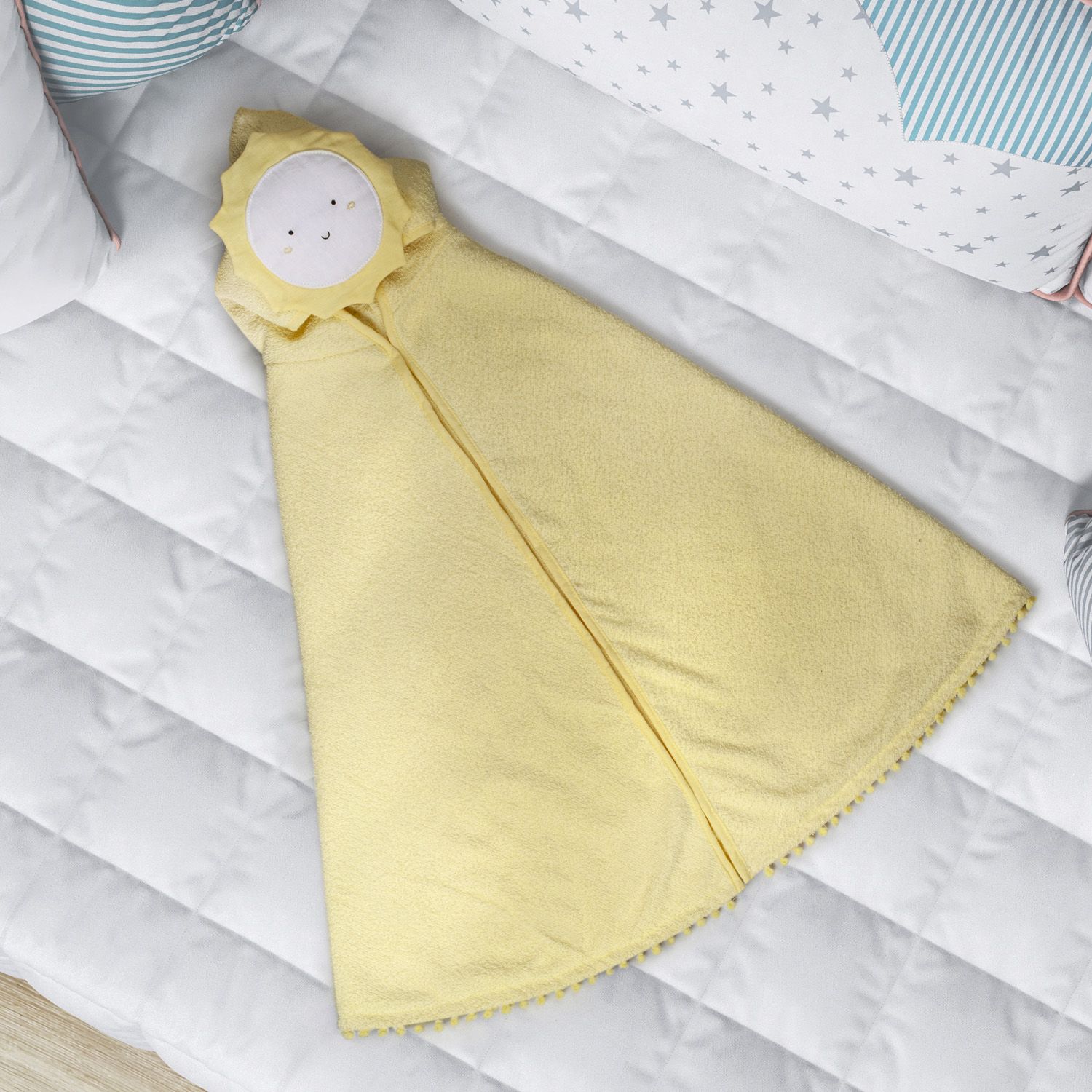 Toalha com Capuz Infantil Sol 90cm