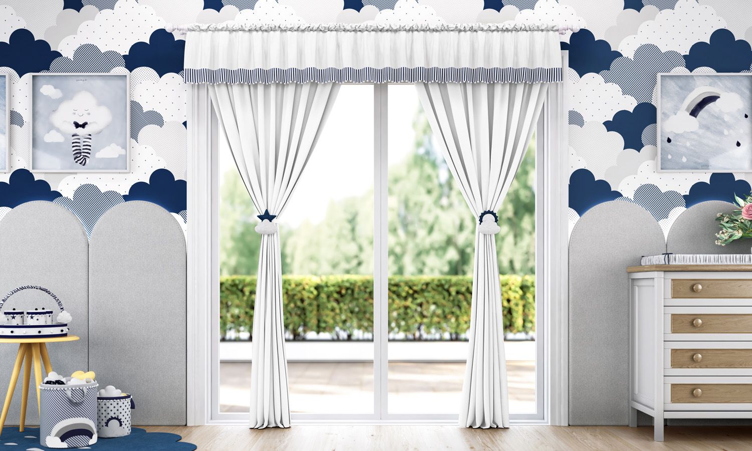 Cortina Listrada com Pompons Azul/Branco