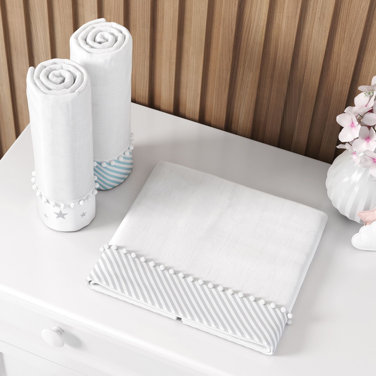 Jogo de Fraldas de Ombro Barra Listras e Estrelinhas com Pompom