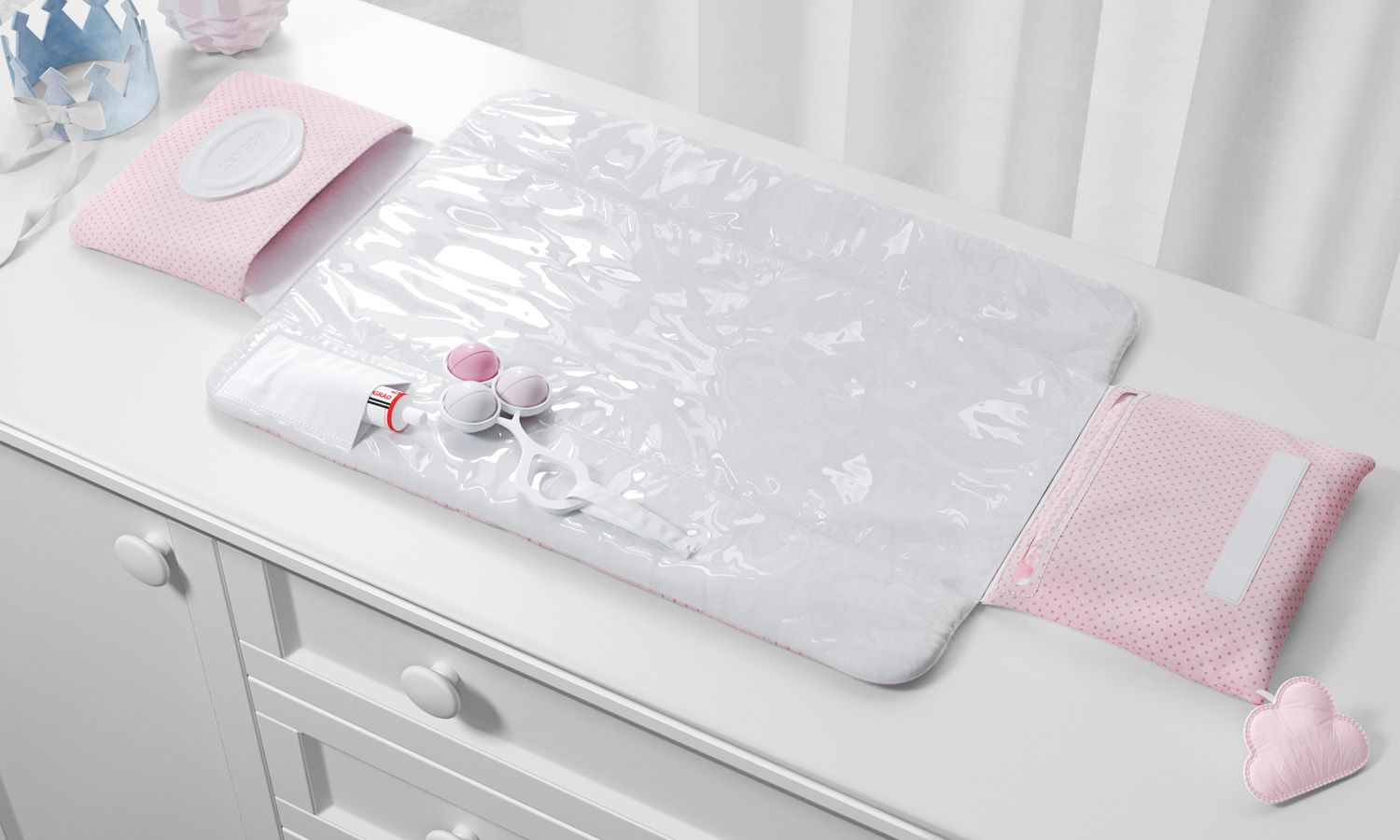 Trocador de Fraldas Portátil com Bolsos Amiguinhas Realeza 85x40cm