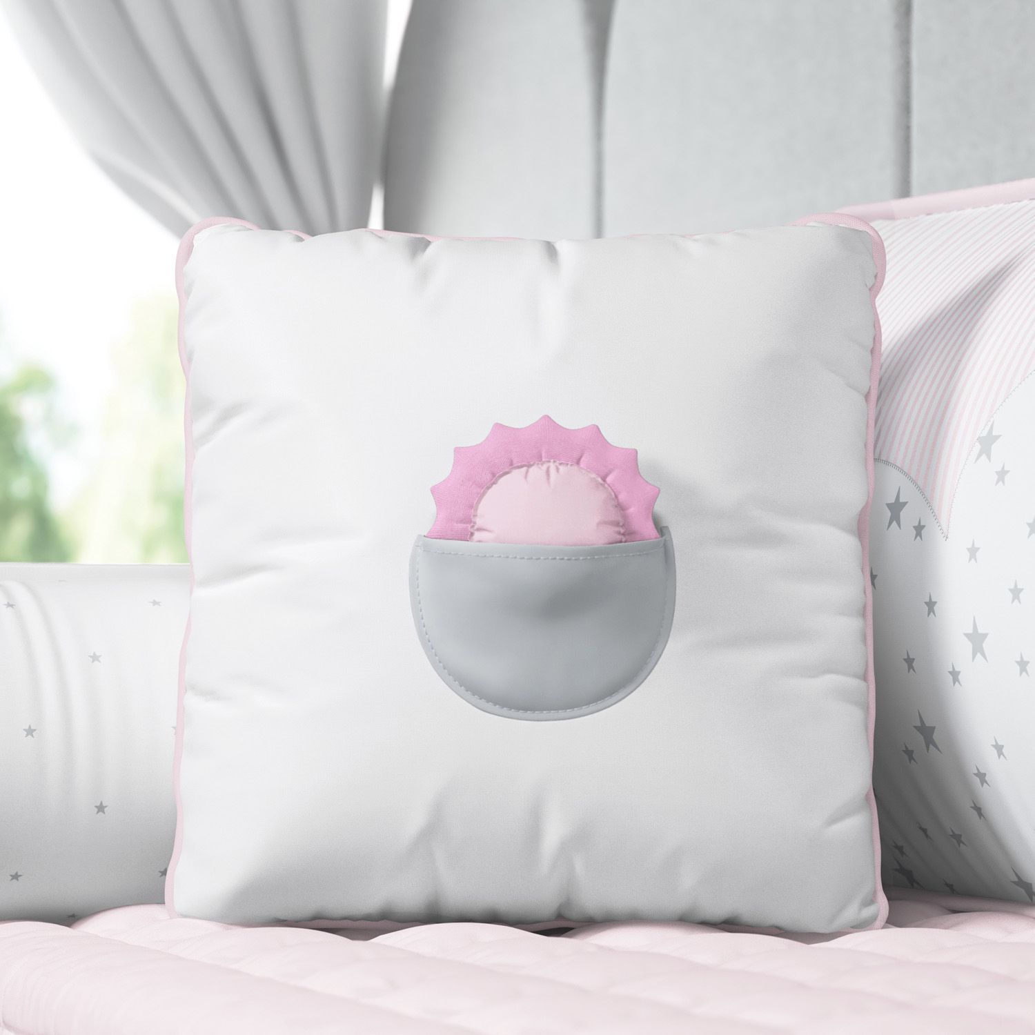 Almofada com Bolso Solzinho Amarelo/Salmão 38cm