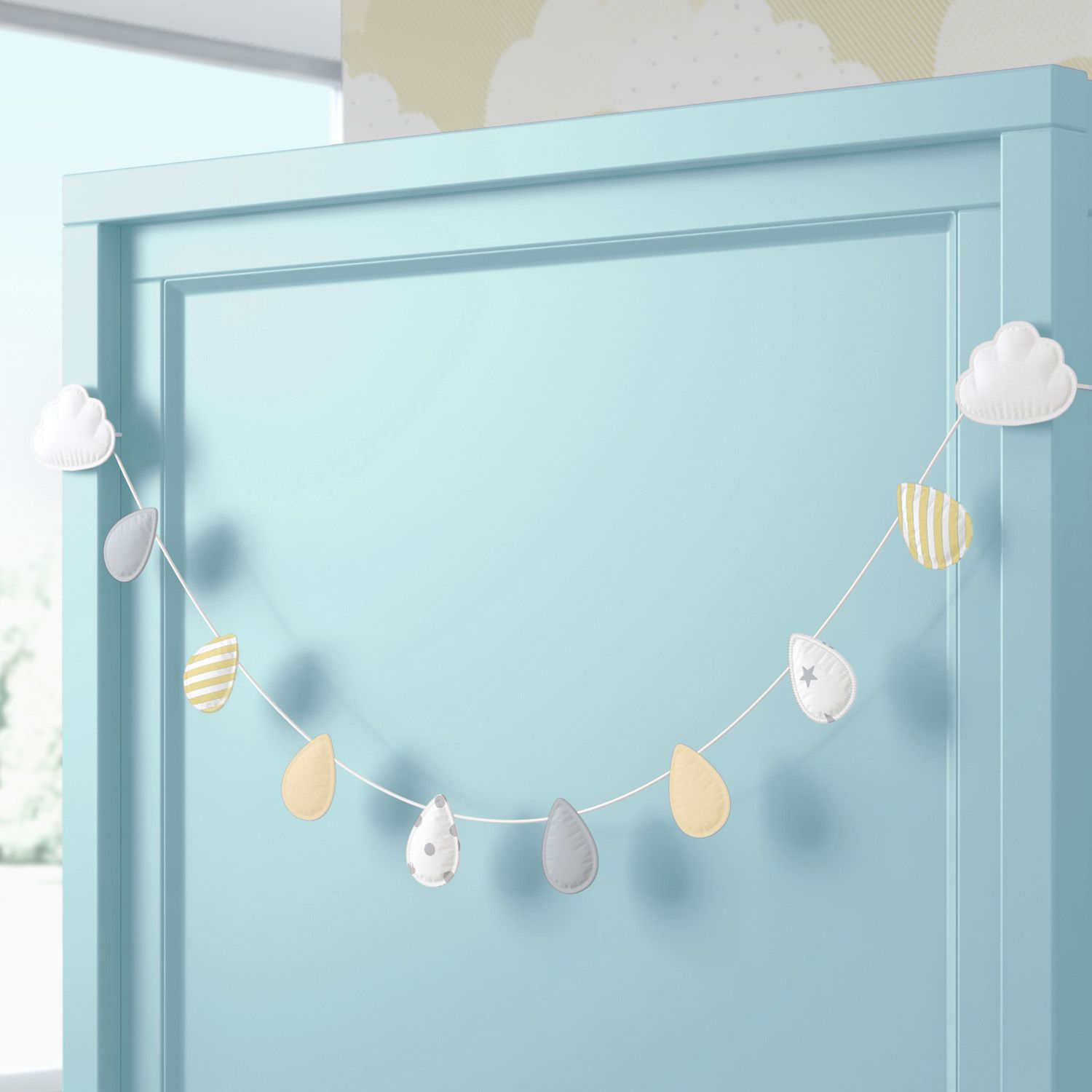 Varal de Berço Gotinhas e Nuvens 90cm