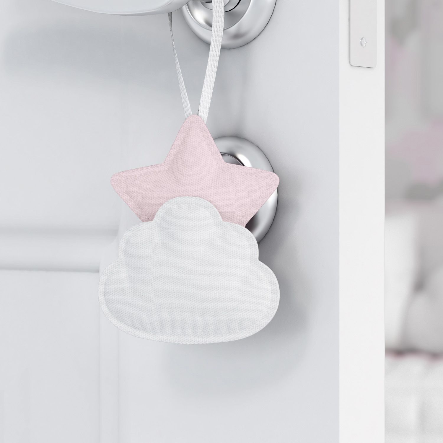 Enfeite para Puxador Estrela na Nuvem de Algodão