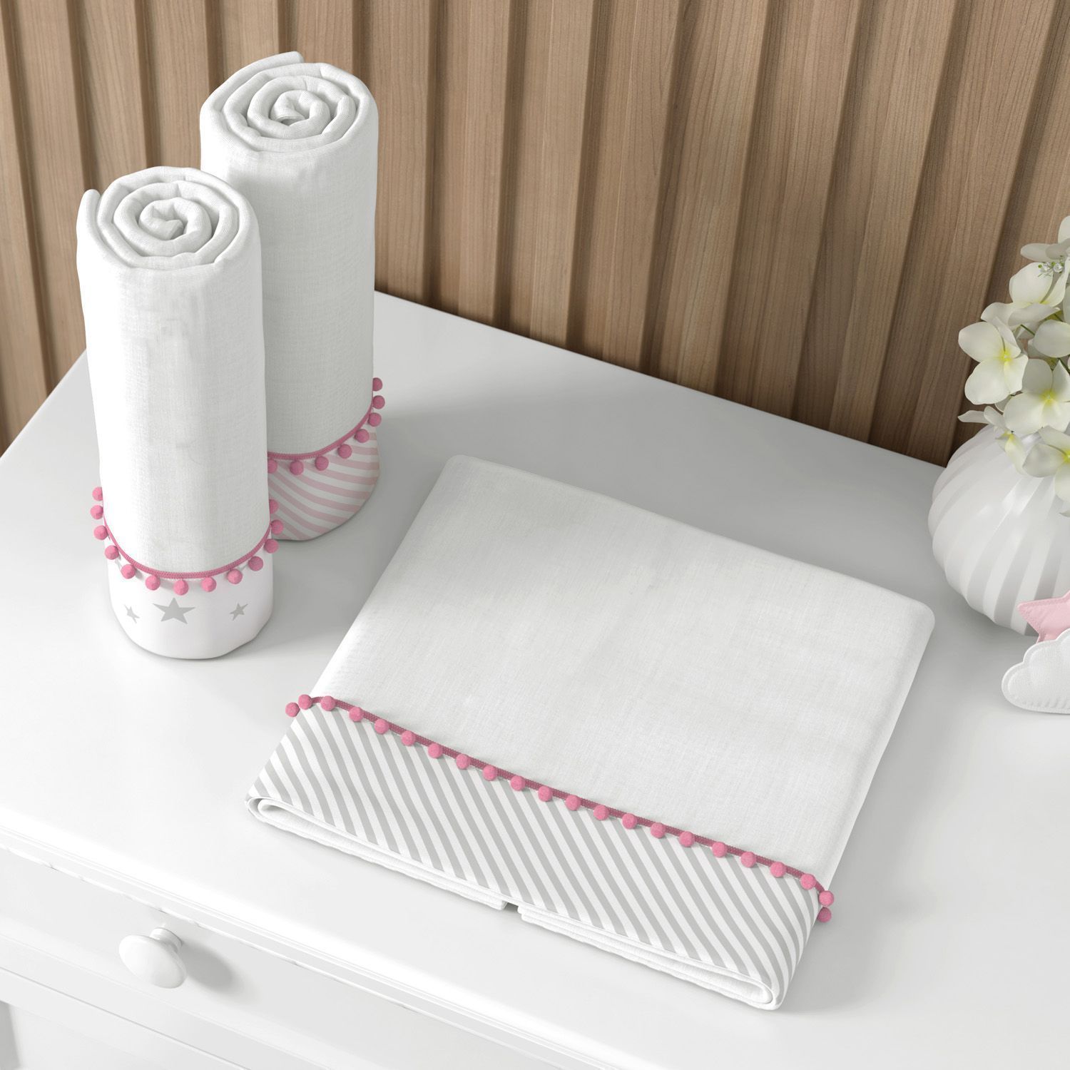 Jogo de Fraldas de Ombro Barra Listras e Estrelinhas com Pompom