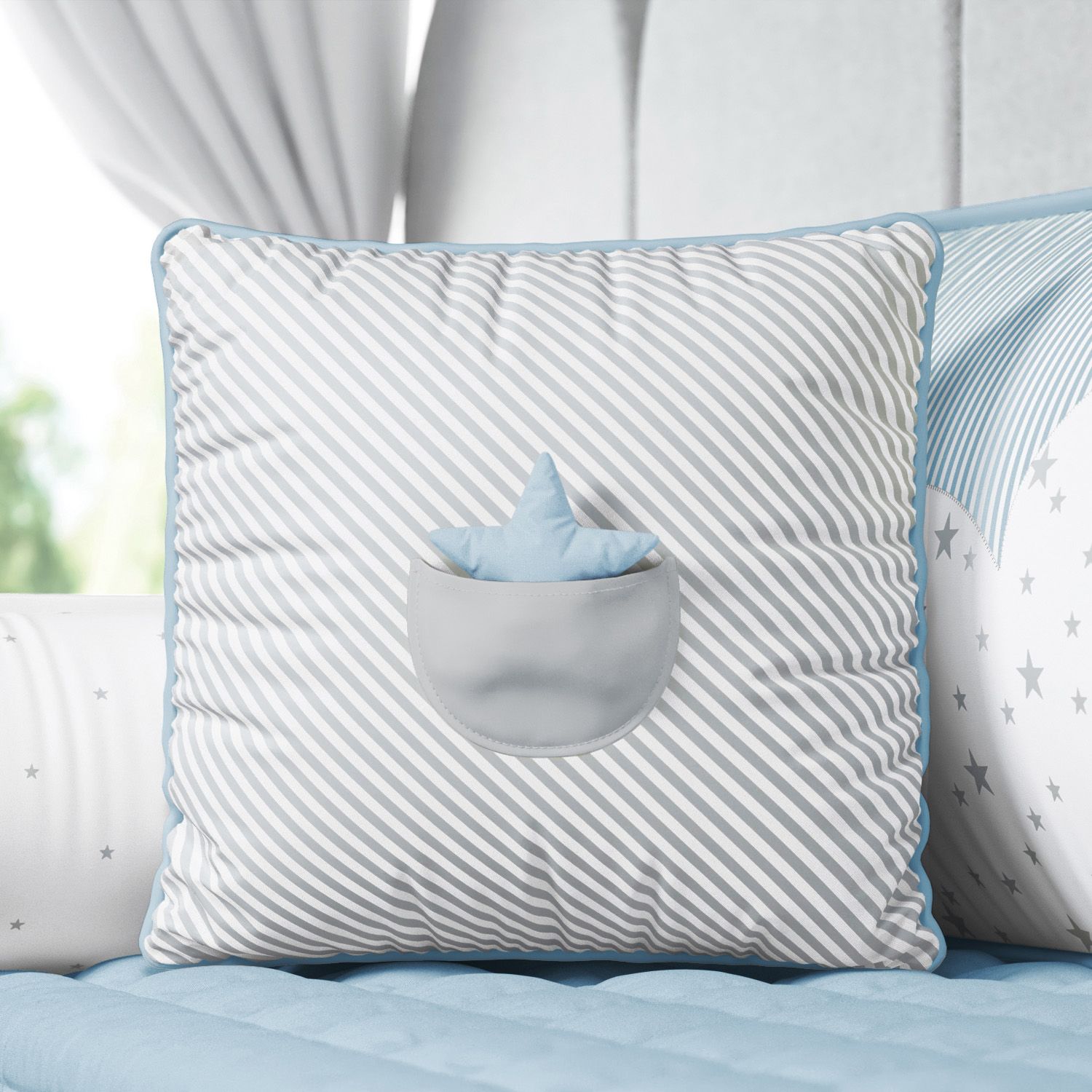 Almofada Listrada com Bolso Estrelinha Cinza/Salmão 38cm