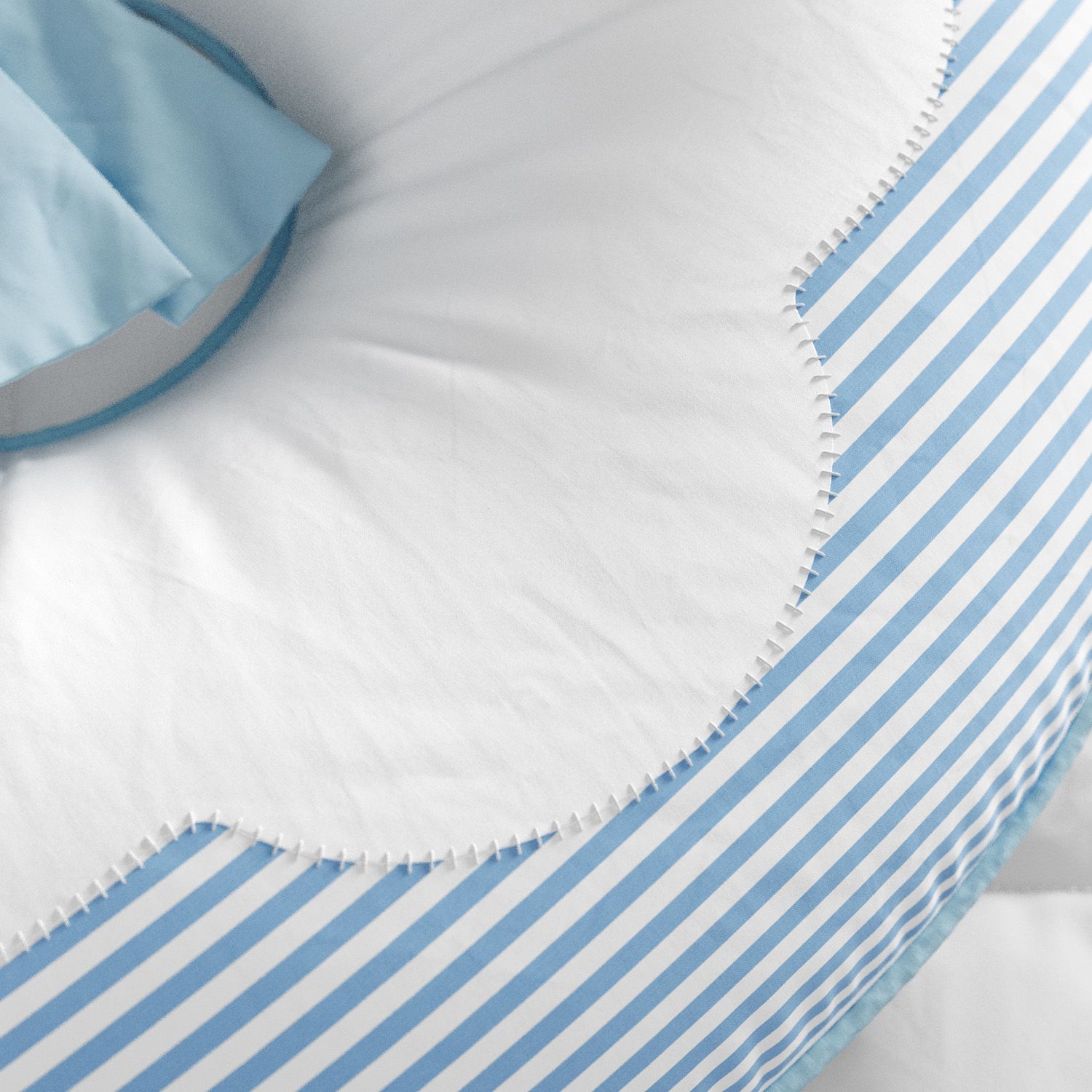 Almofada Amamentação Listrada Azul e Salmão