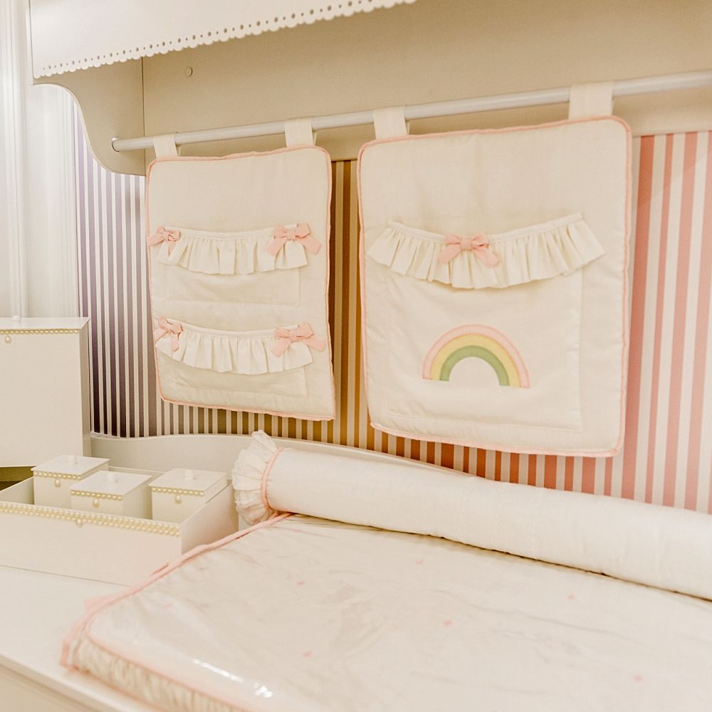 Porta Fraldas Varão Arco-Íris com Babado