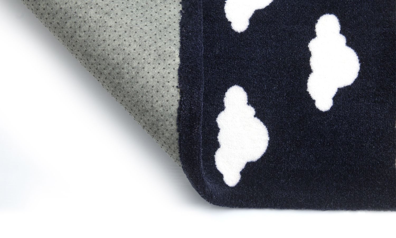 Tapete Retangular Cinza Nuvem Branco 1,50m