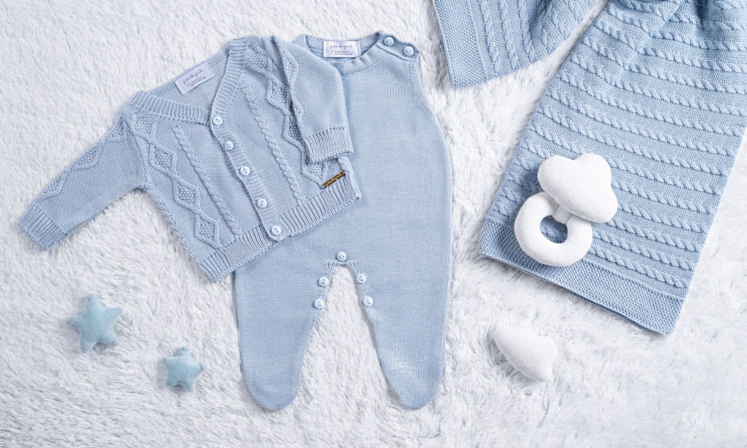 Saída Maternidade Tricot Trança Cinza Macaron