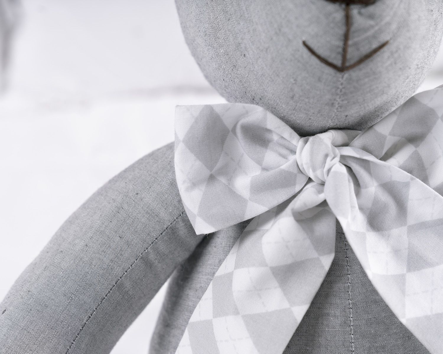 Urso Theodore Grafite