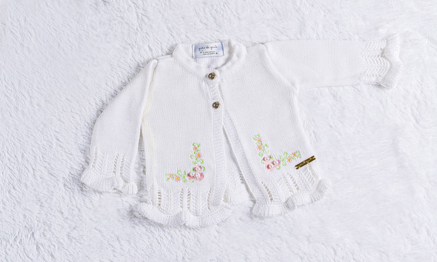 Casaquinho Tricot Bordado Rosa