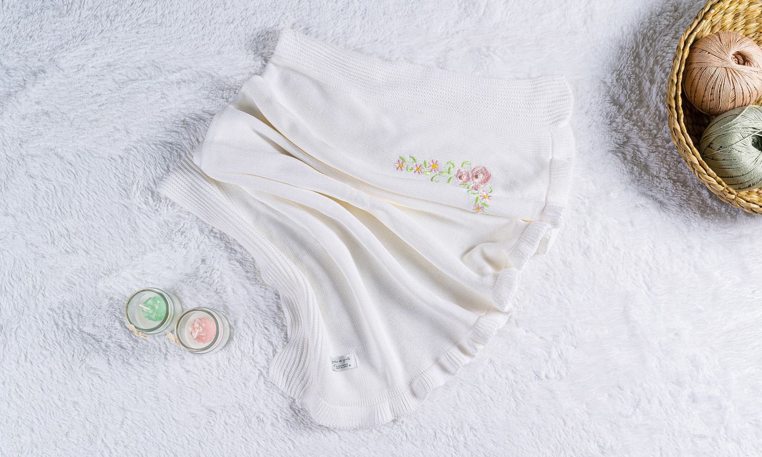 Manta Bebê Tricot Bordada Babado Azul 80cm