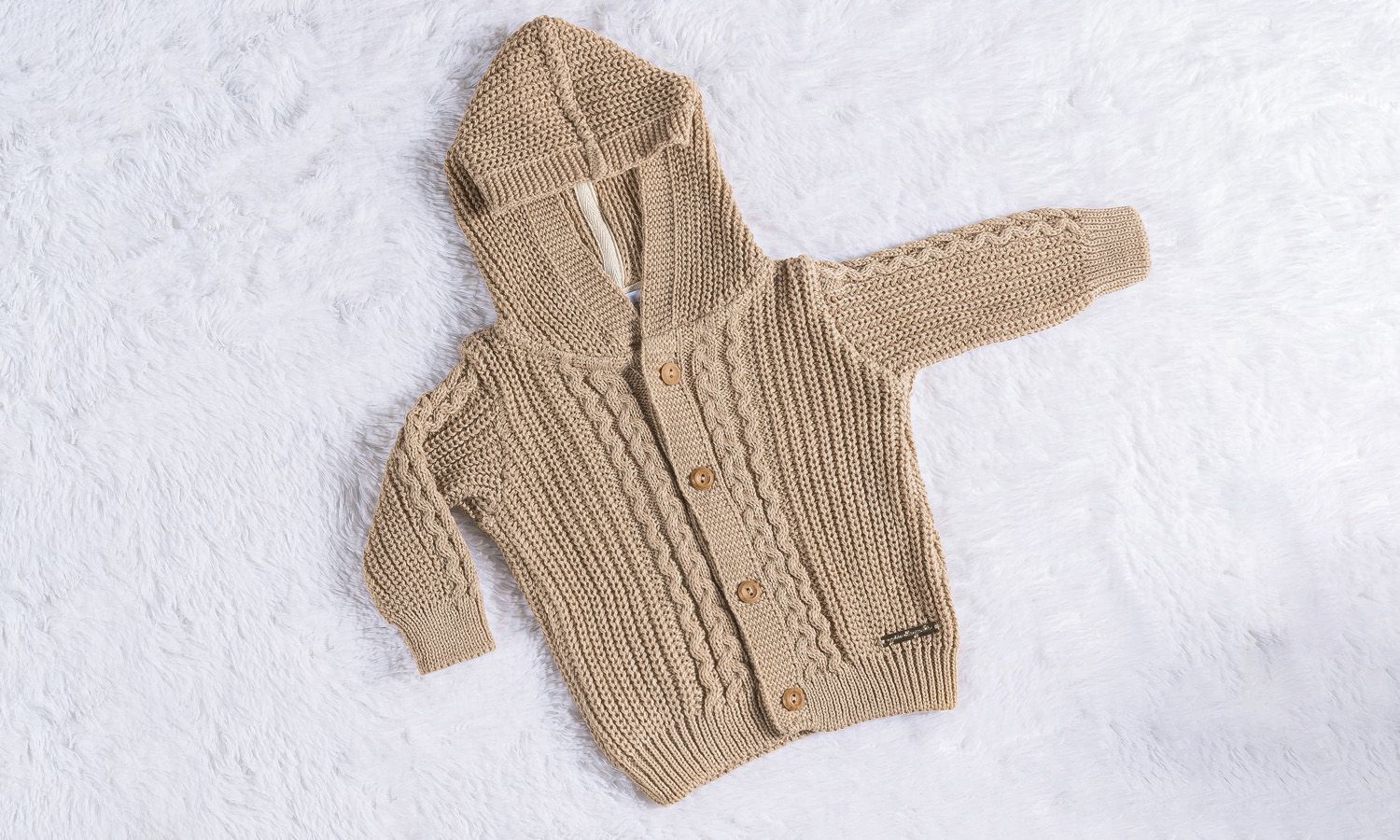 Casaquinho Tricot Capuccino com Capuz