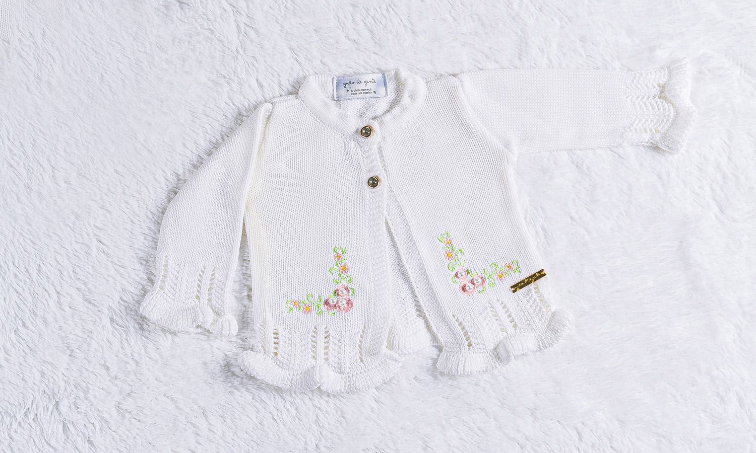 Casaquinho Tricot Bordado Rosa