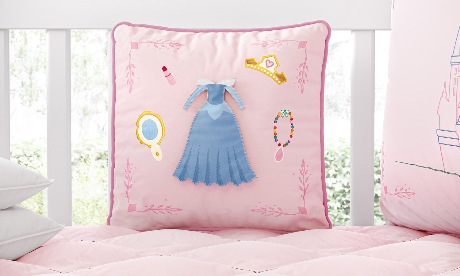 Almofada de Brincar com 03 Vestidos Princesa Aurora 30cm