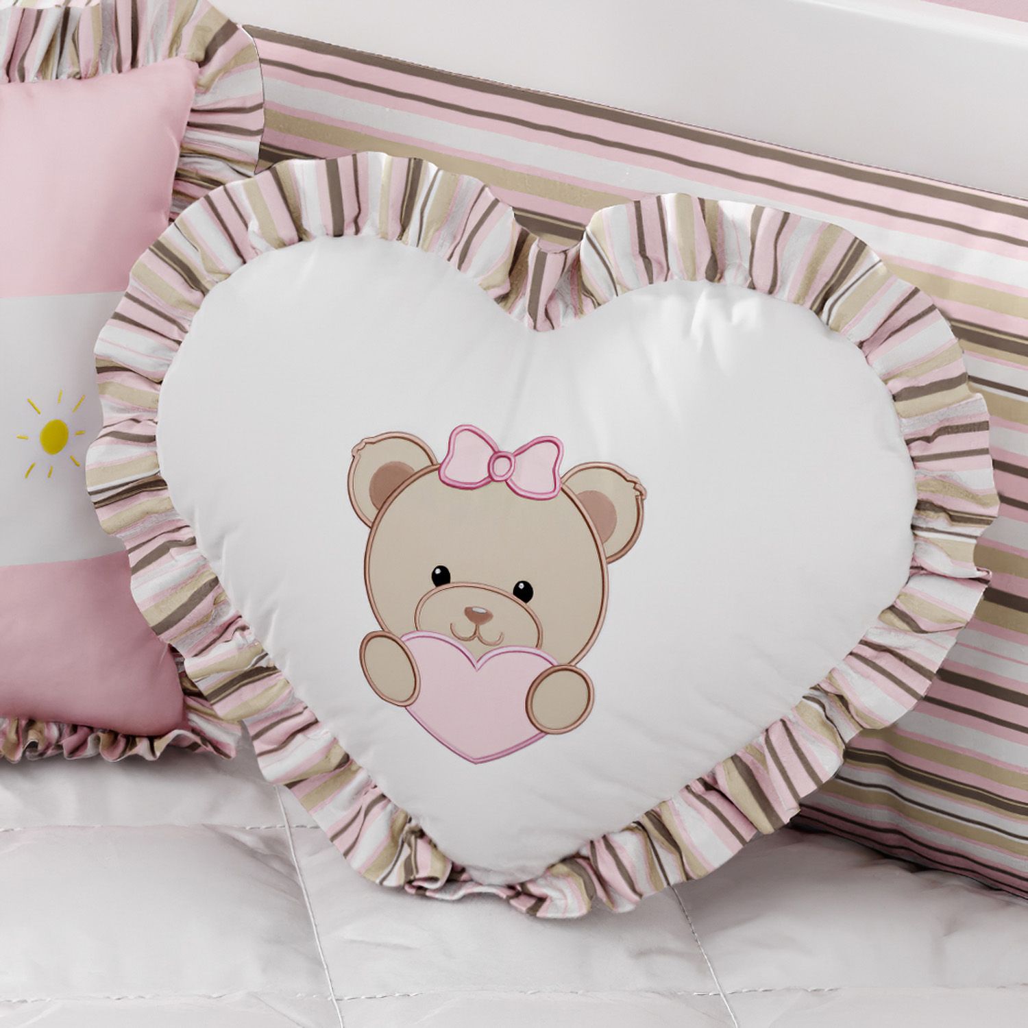 Almofada Ursinha Coração Rosa 33cm