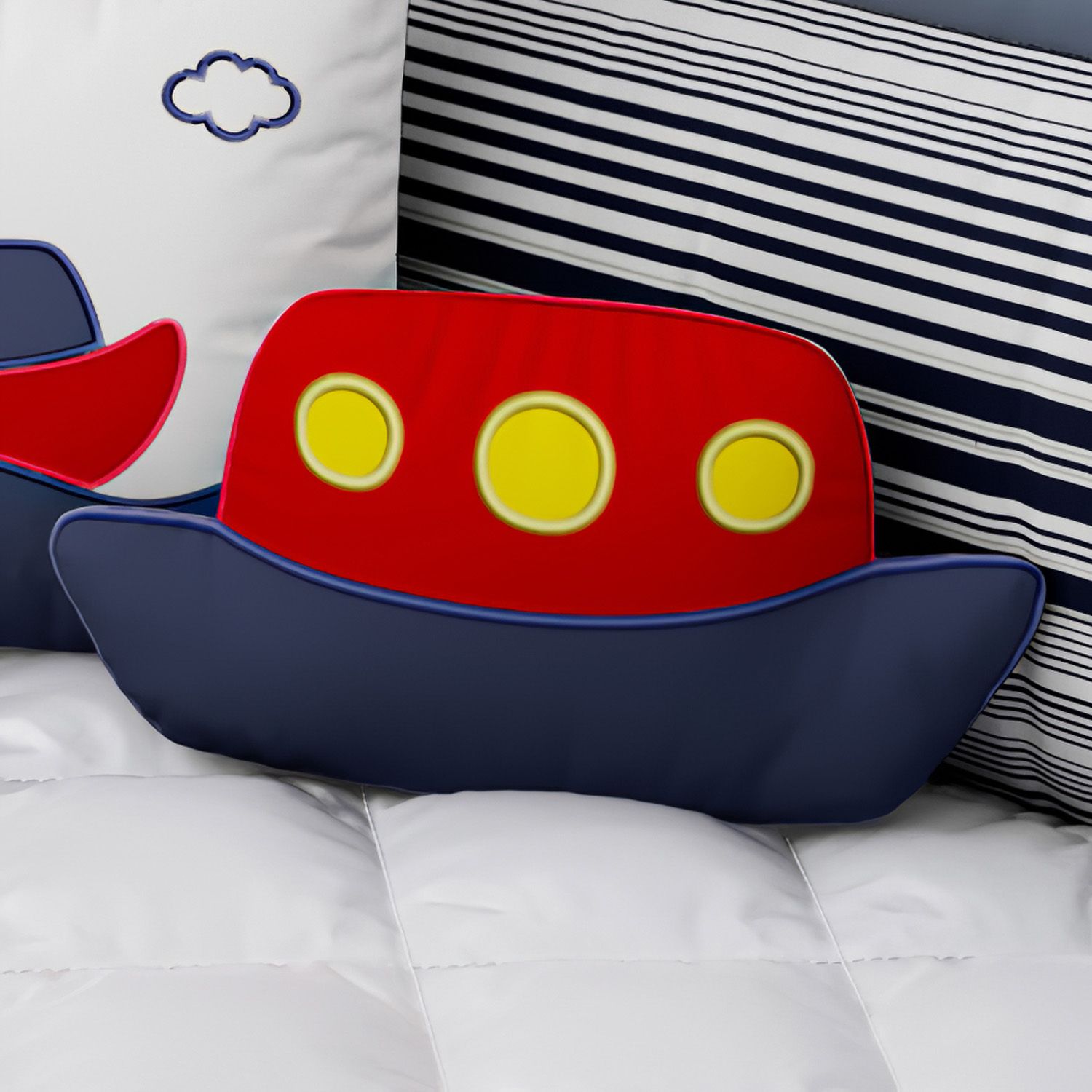 Almofada Barquinho Azul Marinho e Vermelho 30cm