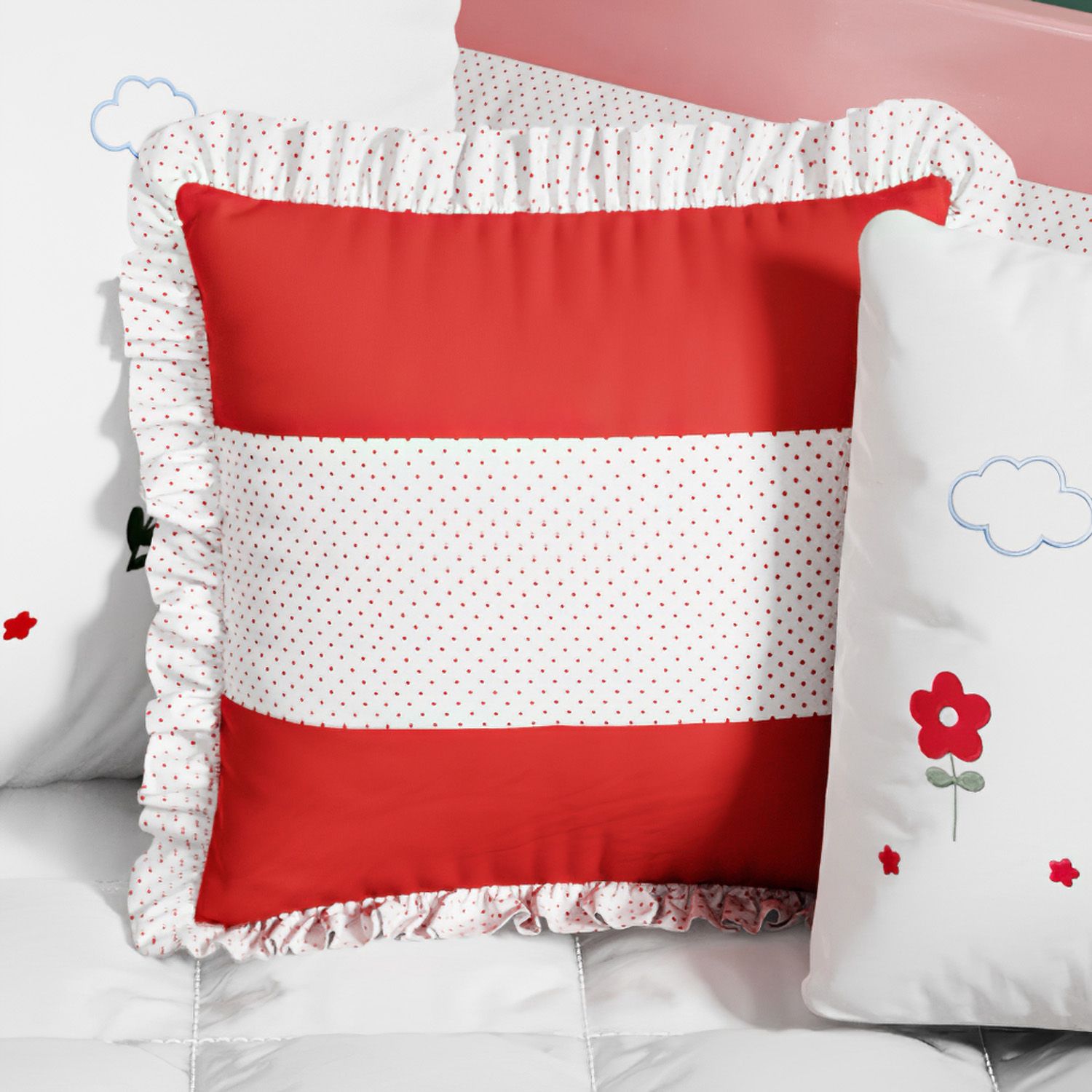 Almofada Quadrada Bolinha Poá Vermelha 35cm