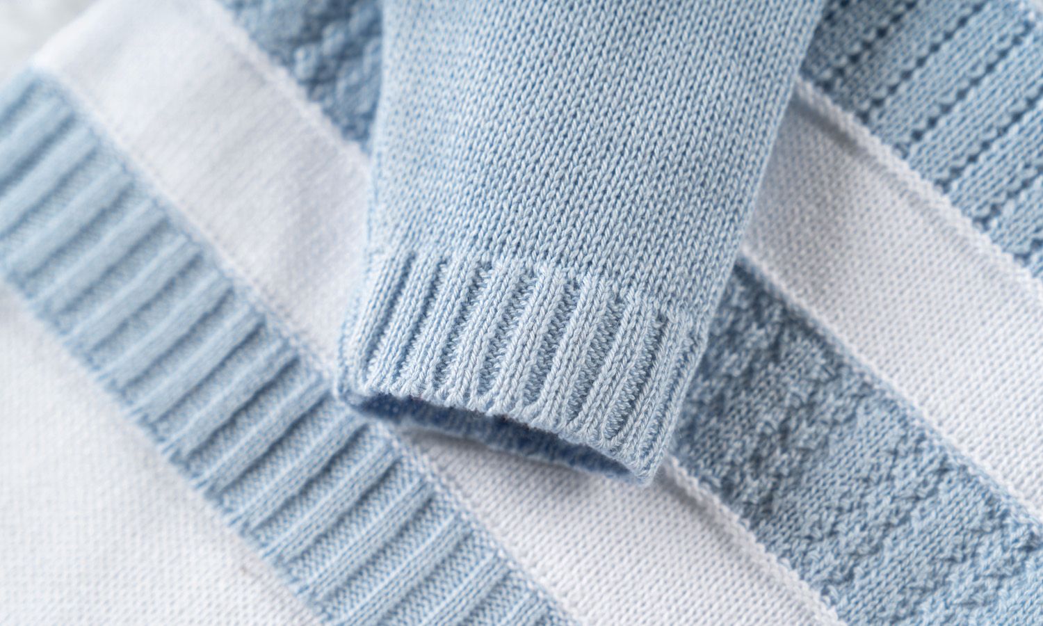 Saída Maternidade Tricot Macacão Listrado Amarelo Baunilha 02 Peças