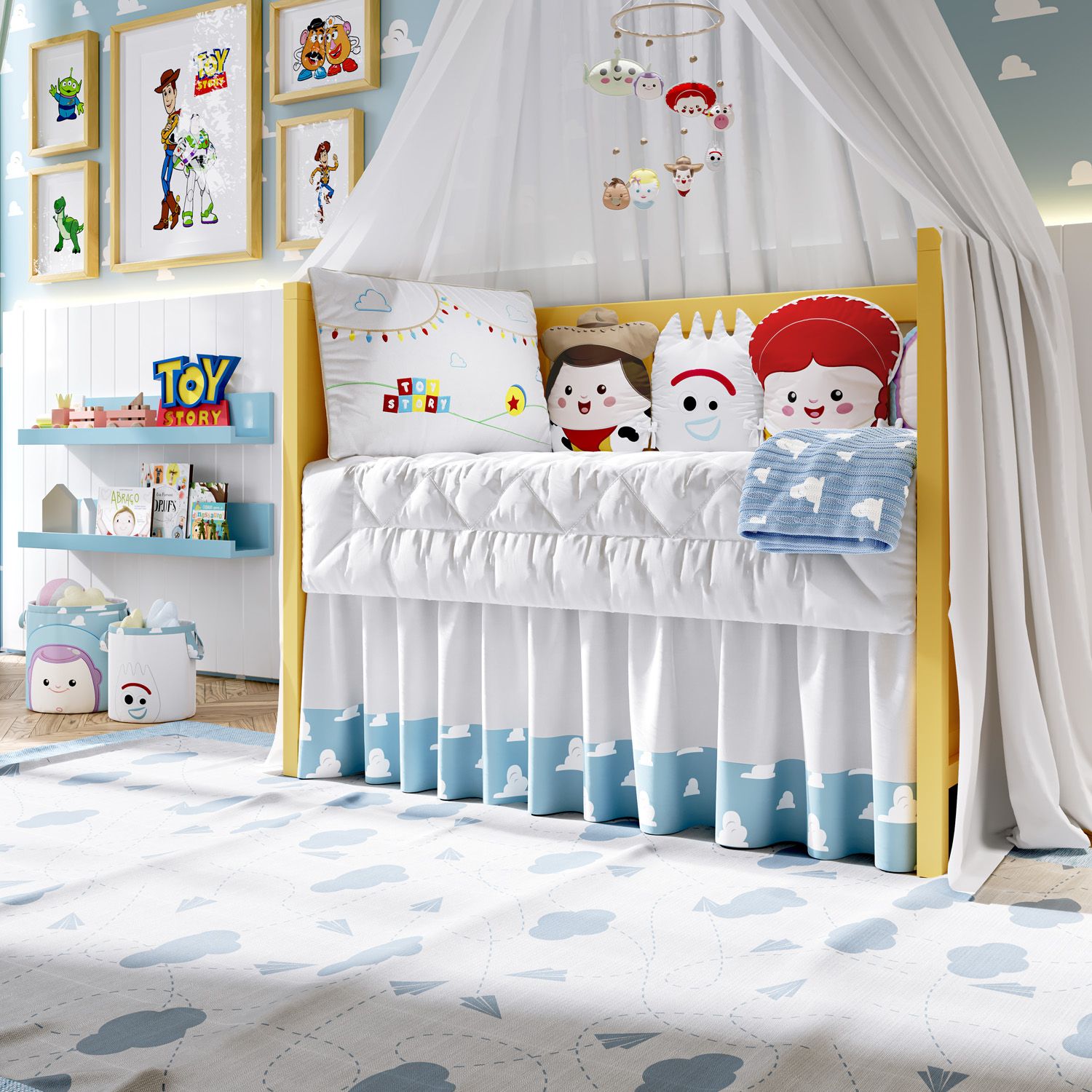 Kit Berço Amiguinhos Toy Story Garfinho, Woody, Buzz Lightyear e Jessie