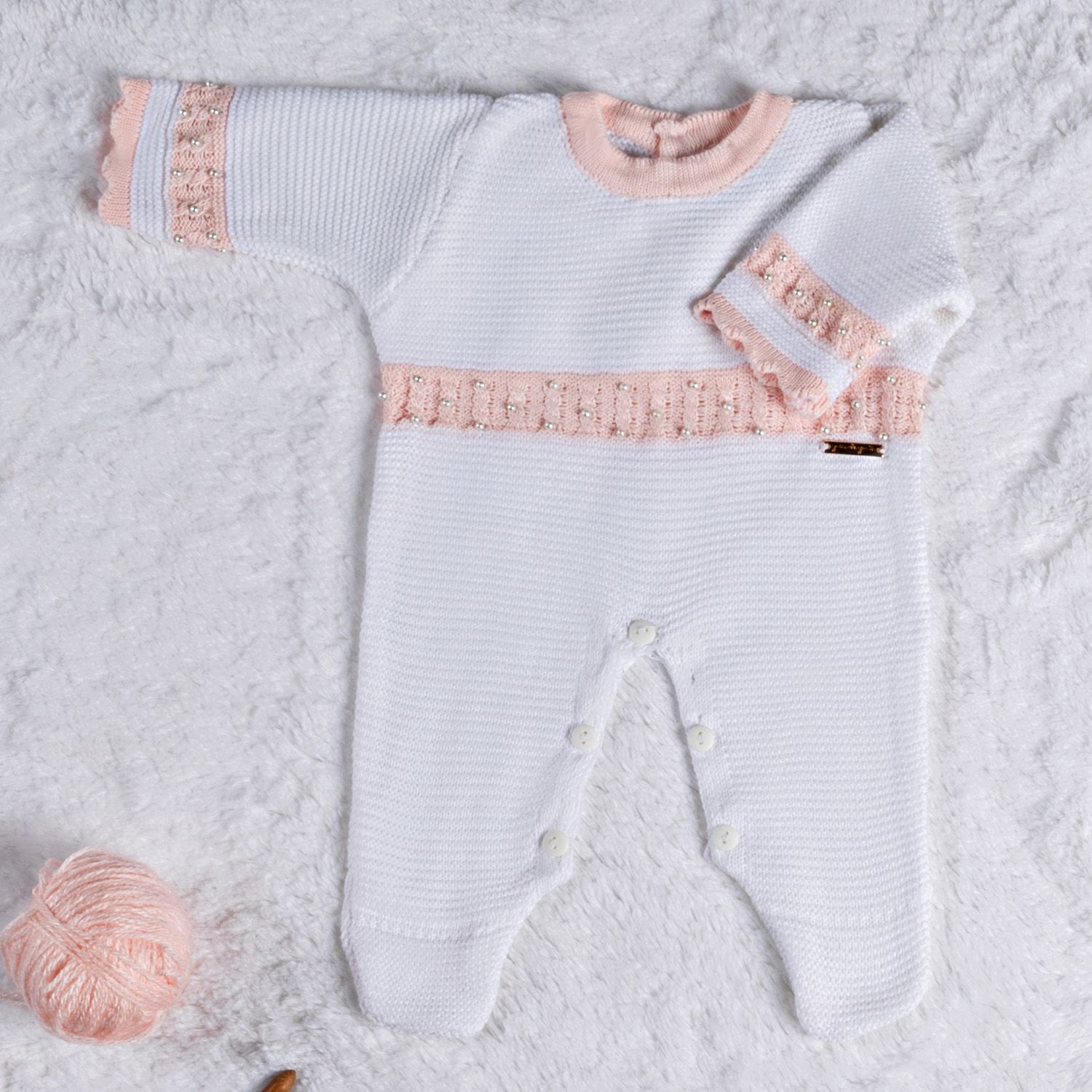 Macacão Tricot com Pérolas Amarelo Camomila