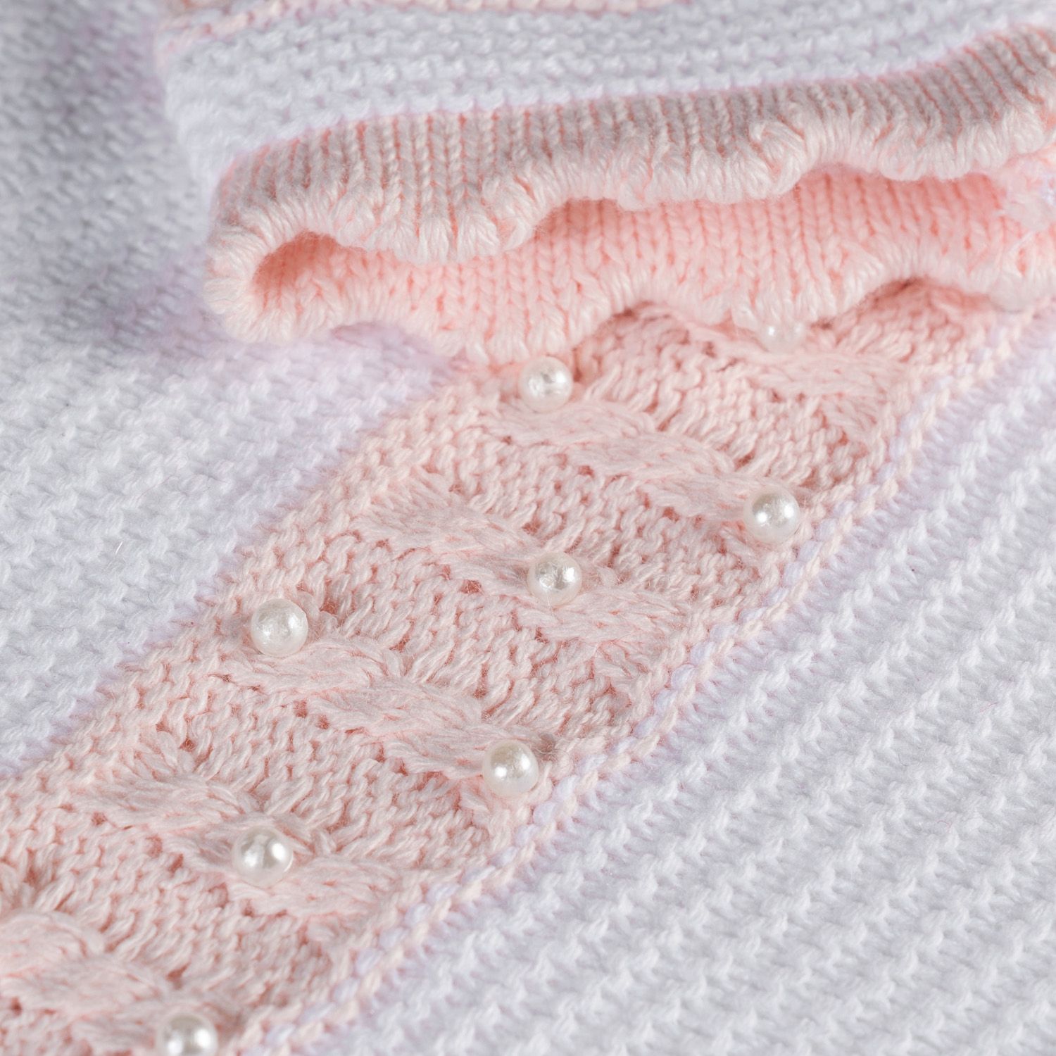 Saída Maternidade Tricot Macacão com Pérolas Branco e Rosa 02 Peças