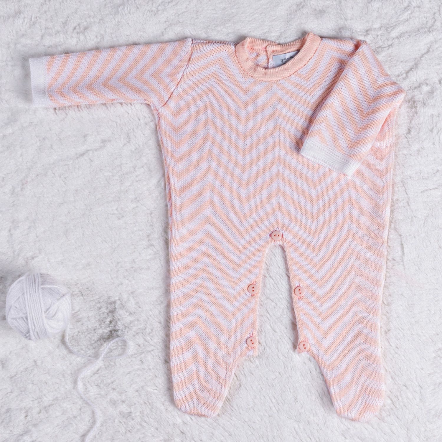 Macacão Tricot Chevron Vermelho e Branco