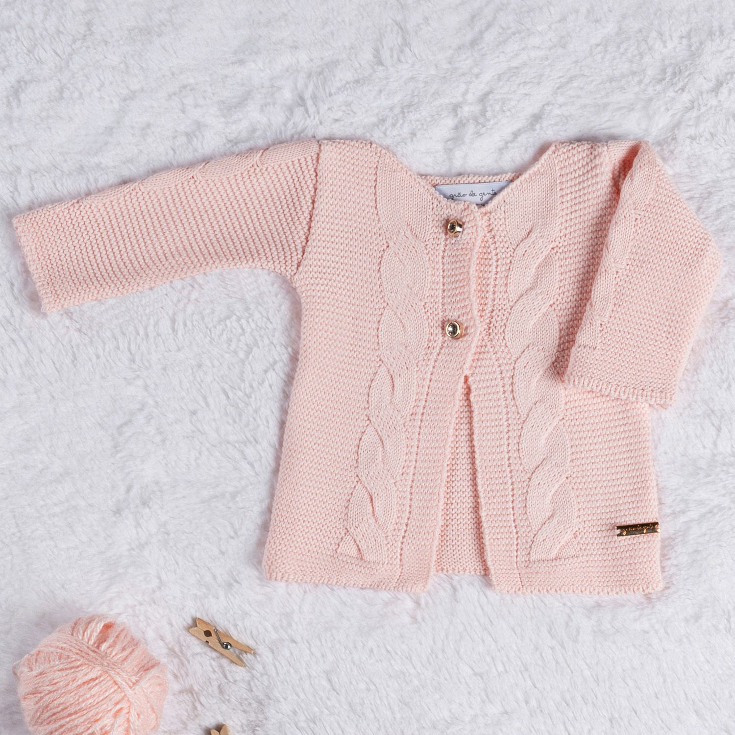 Casaquinho Tricot Trança Clássico Rosa