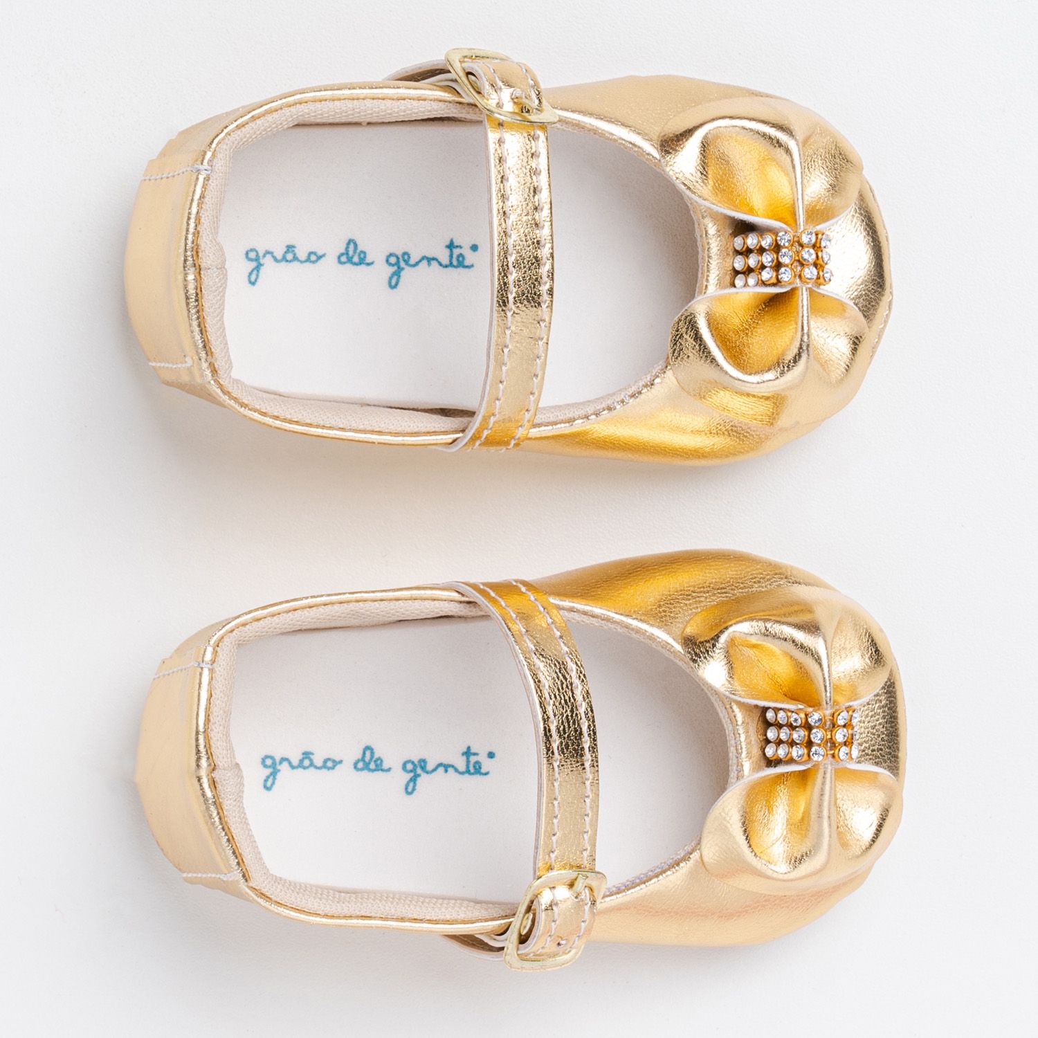 Sapatinho de Bebê Dorothy Laço e Strass Verniz Rosa Tam 17