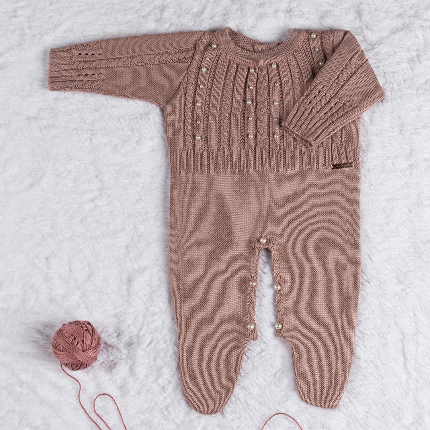 Saída Maternidade Tricot Trança e Pérola Vermelho 02 Peças