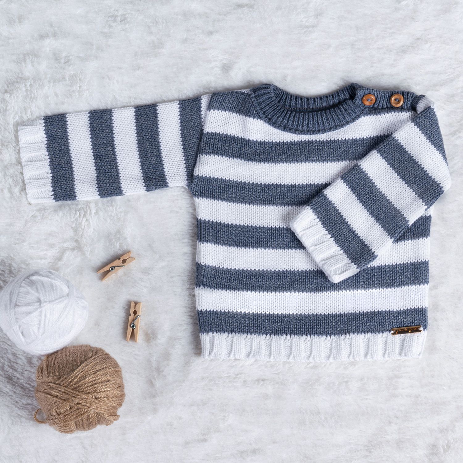 Saída Maternidade Tricot Casaquinho Neutro Chic Bege e Branco 03 Peças