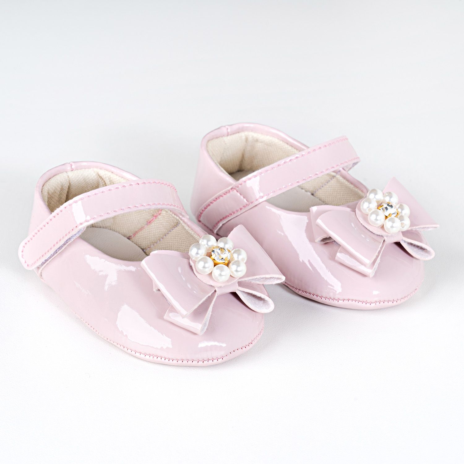 Sapatilha de Bebê Flor de Pérola Verniz Branco Tam 15