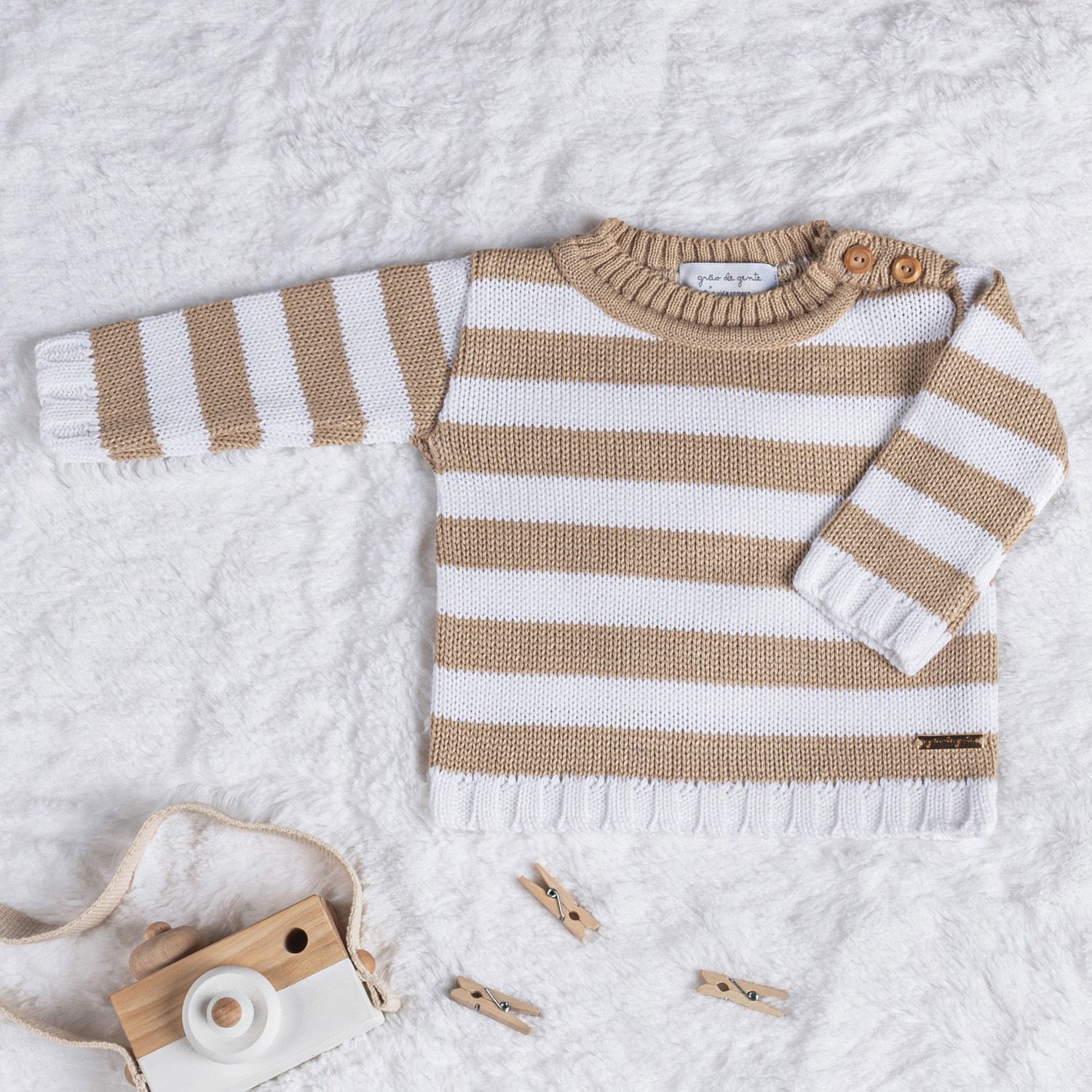 Casaquinho Tricot Listrado Bege
