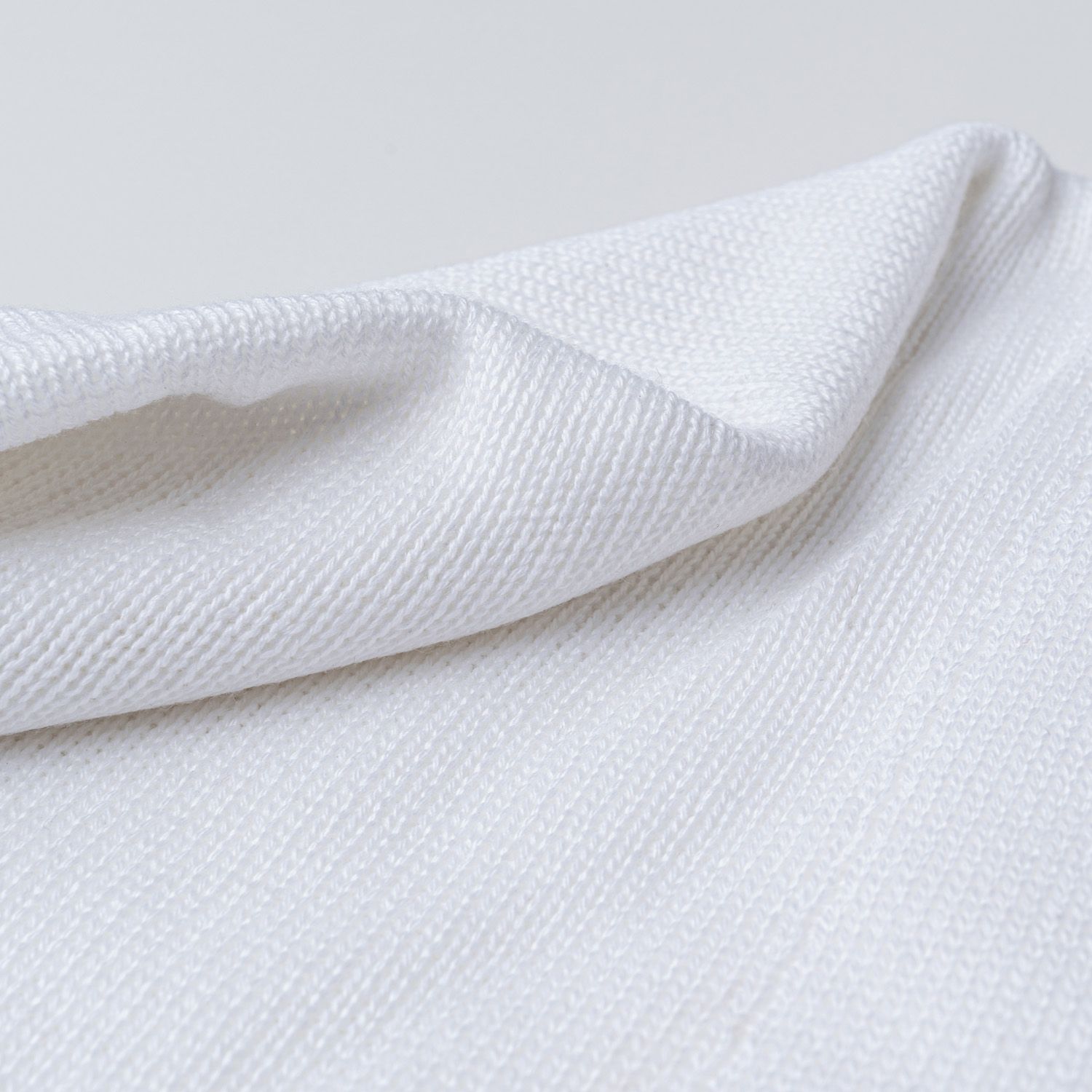 Saída Maternidade Tricot Macacão e Casaquinho Branco e Azul Marinho 03 Peças