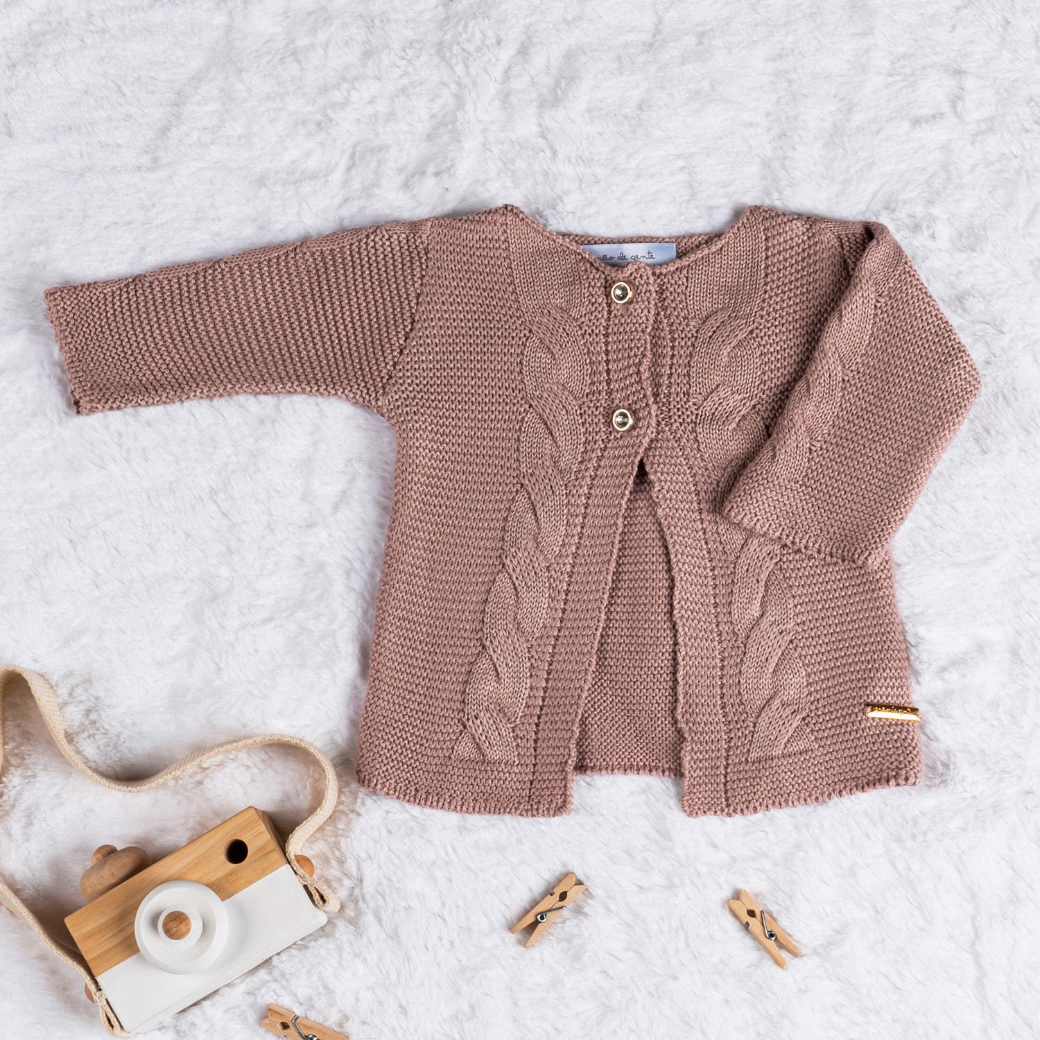 Casaquinho Tricot Trança Clássico Rosa