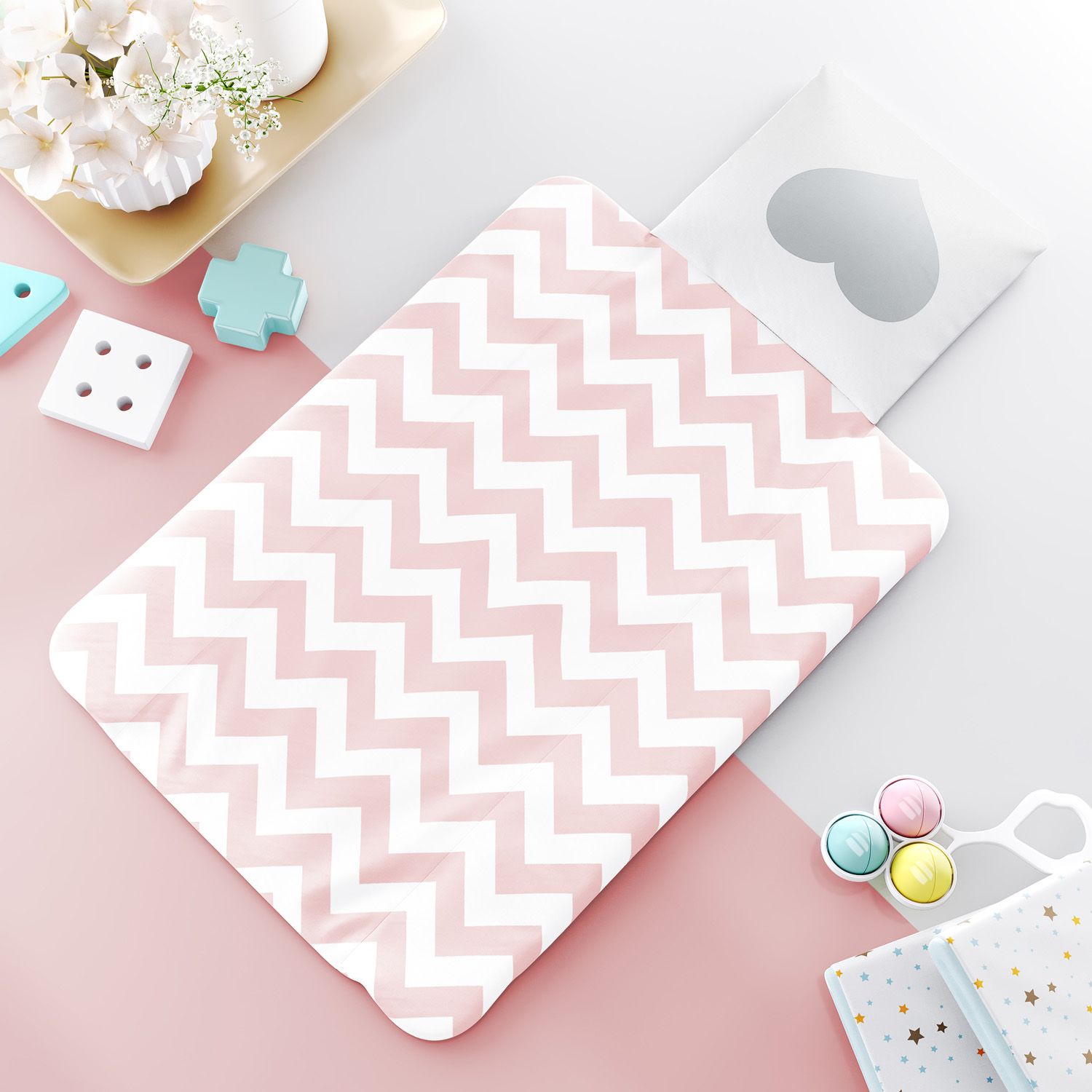 Trocador de Fraldas Portátil Coração Chevron 73x40cm