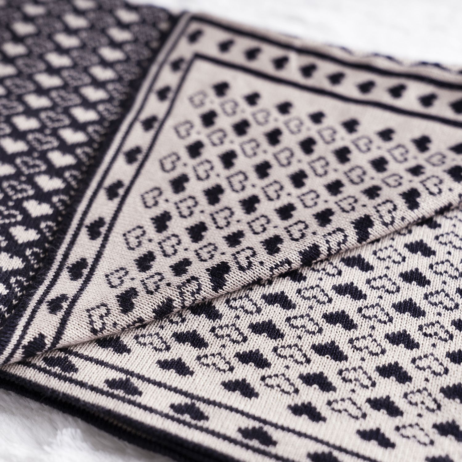 Manta Bebê Tricot Jacquard Petit Coração Rosa Dupla Face 80cm