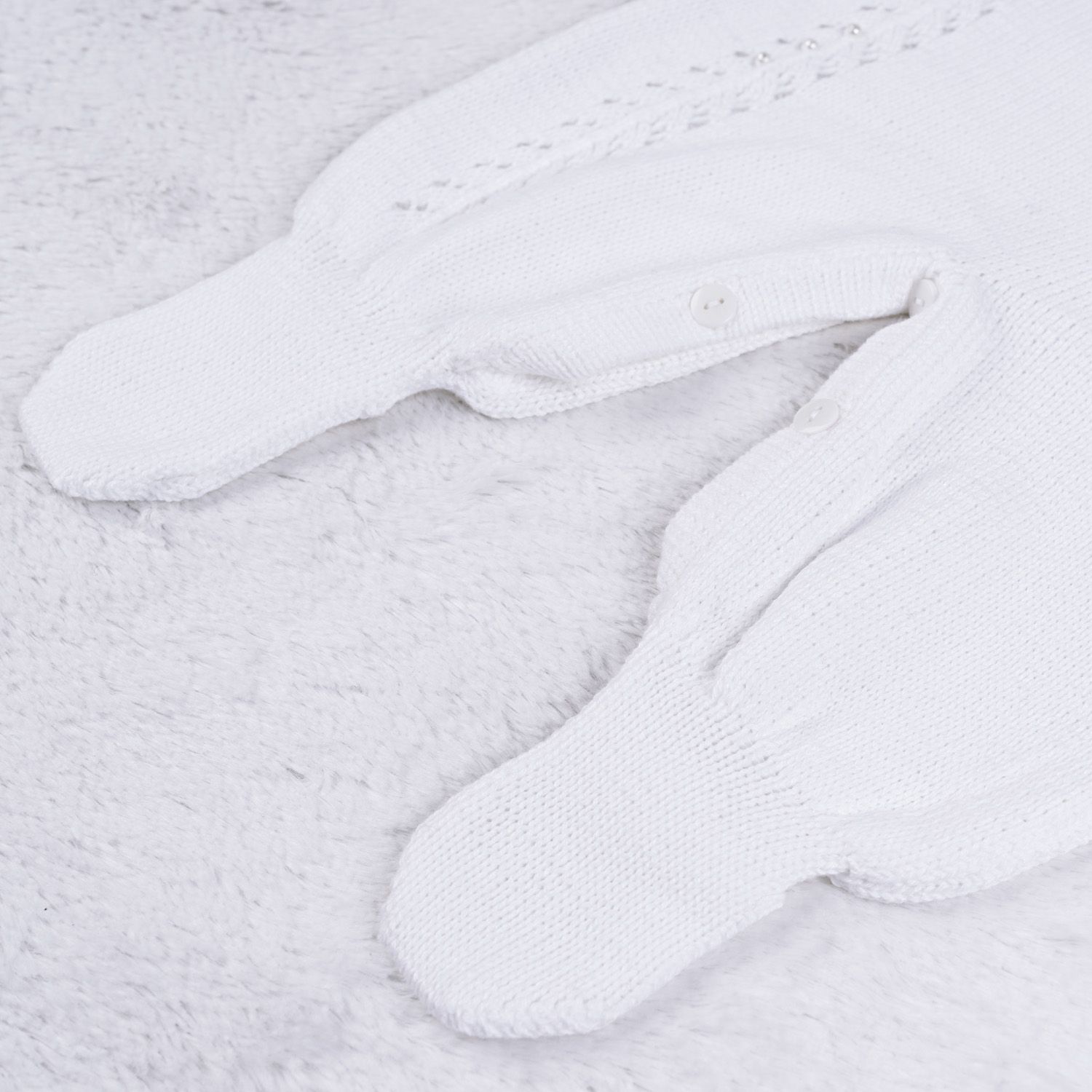 Saída Maternidade Tricot Petit Poá com Pérola Vermelho 03 Peças